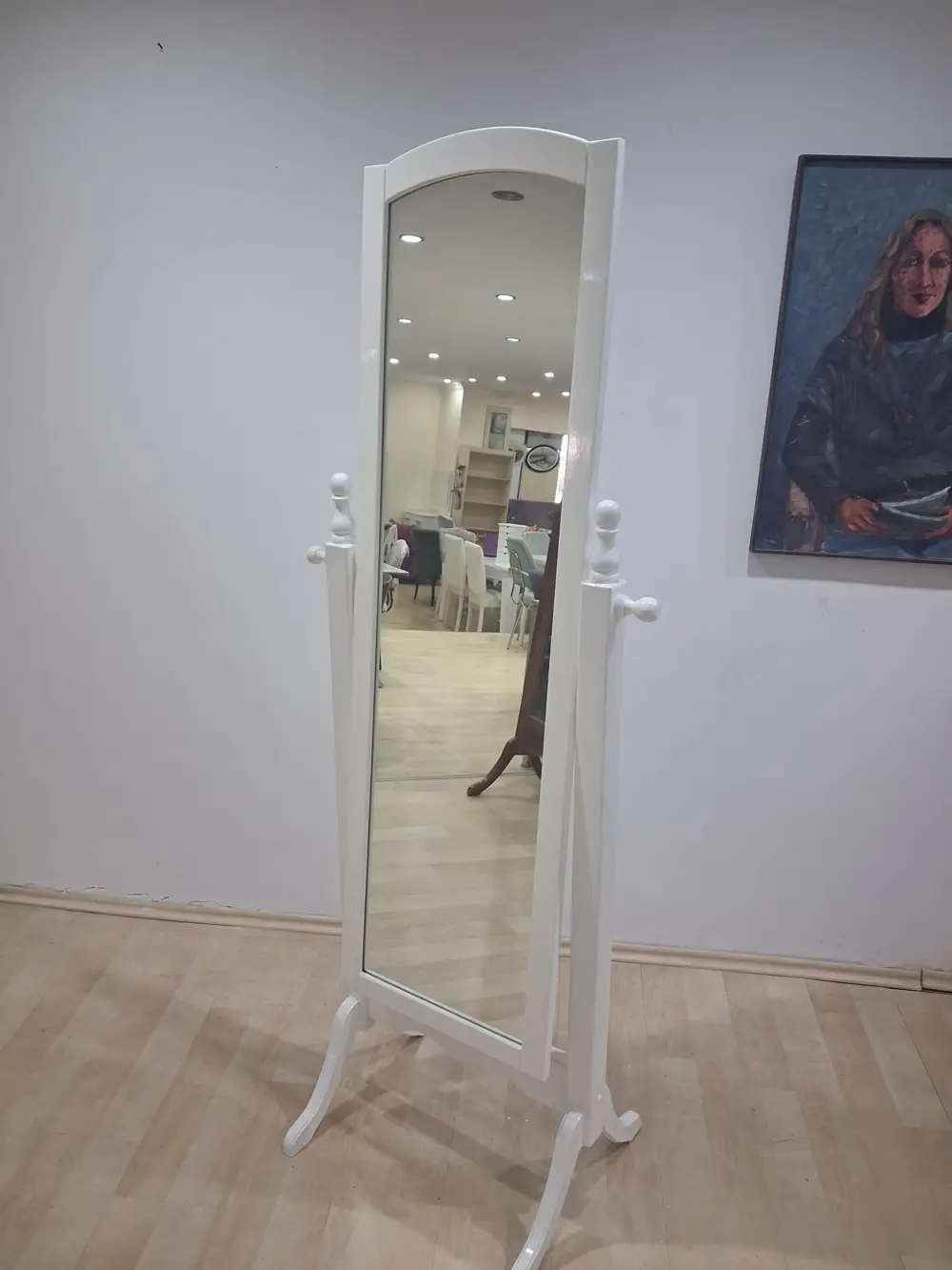 Boy Ayna 90587 Dikdörtgen Model Ahşap MDF Parlak Krem Flotal Ayna Boy Ayna 90587 Dikdörtgen Model Ahşap MDF Parlak Krem Flotal Ayna