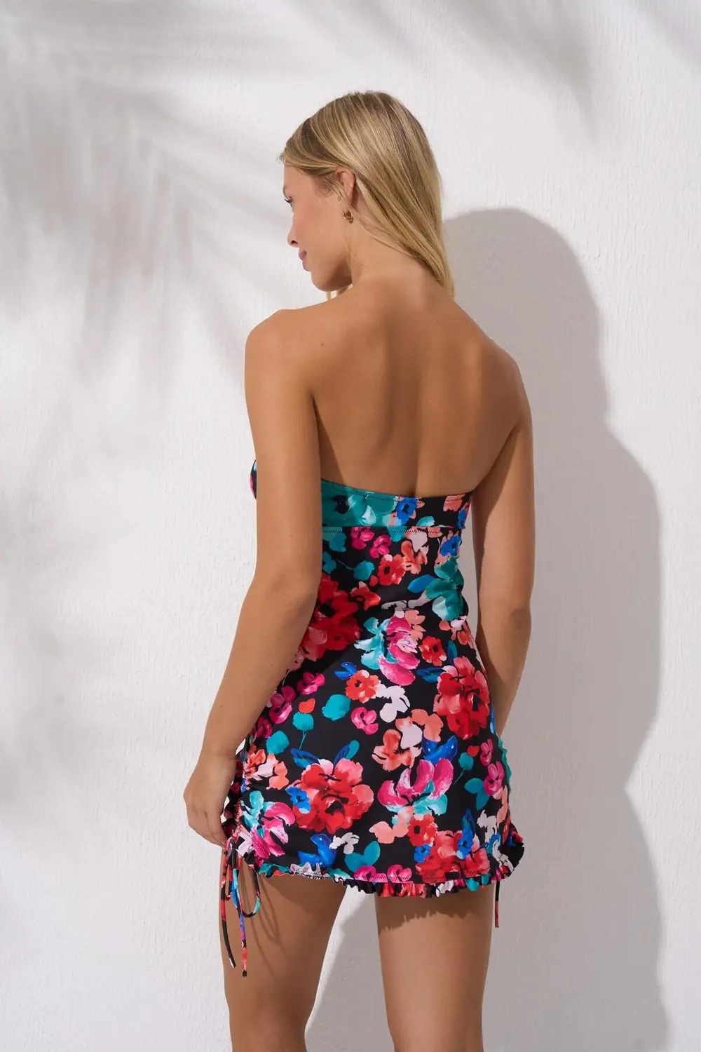 BOYUNDAN BAĞLAMALI SIRTI AÇIK SOFT STRAPLEZ ELBİSE MAYO