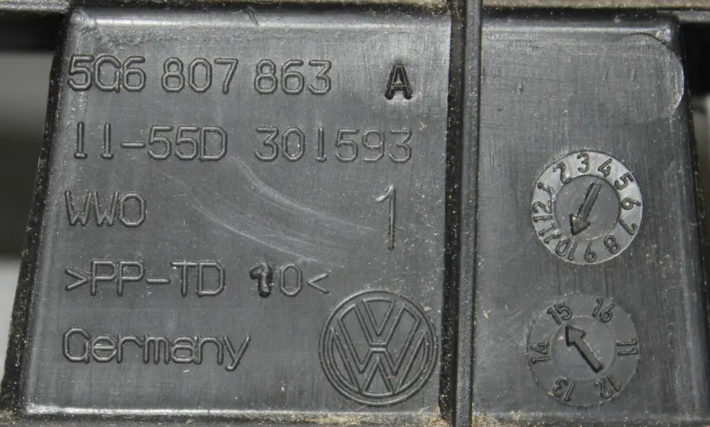 Braket - Arka Tampon (VW Orjinal)(5G6807863A)(VW Golf 7)