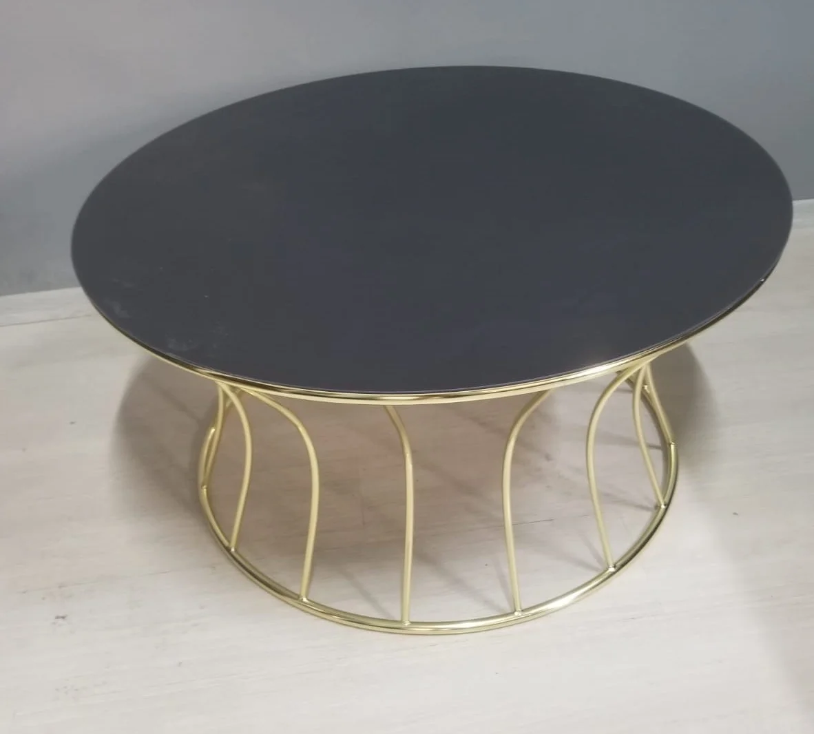 Brc 13853 CADDE Orta sehpa Model Metal Gold Renk kaplam Düz Siyah