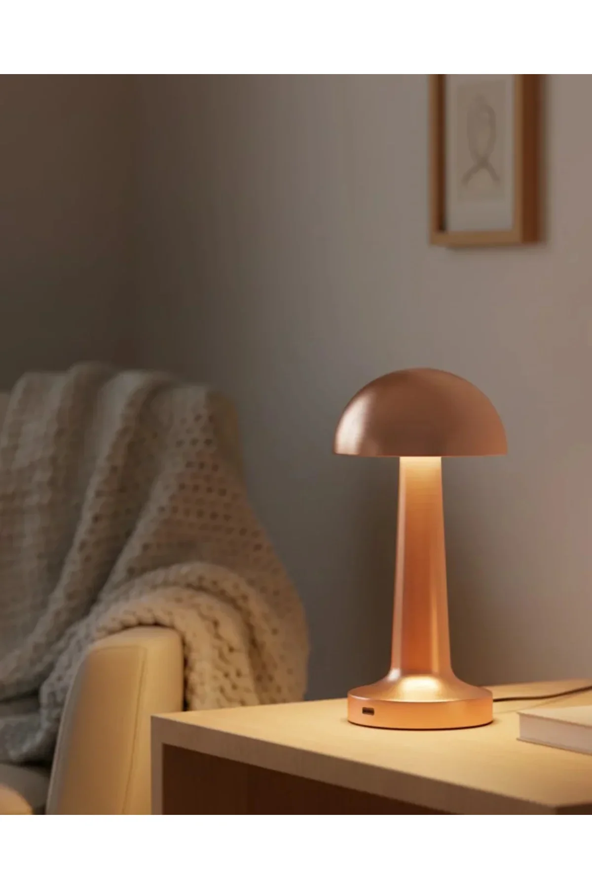 Bronz Dokunmatik Masa Lambası 3 Renk LED Şarjlı Kablosuz USB Çıkışlı