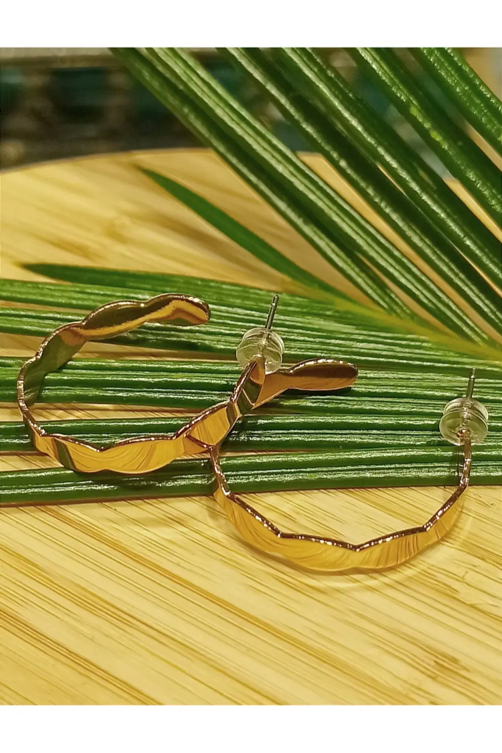 Bronz Renk Lüks Gösterişli Figürlü Halka Küpe