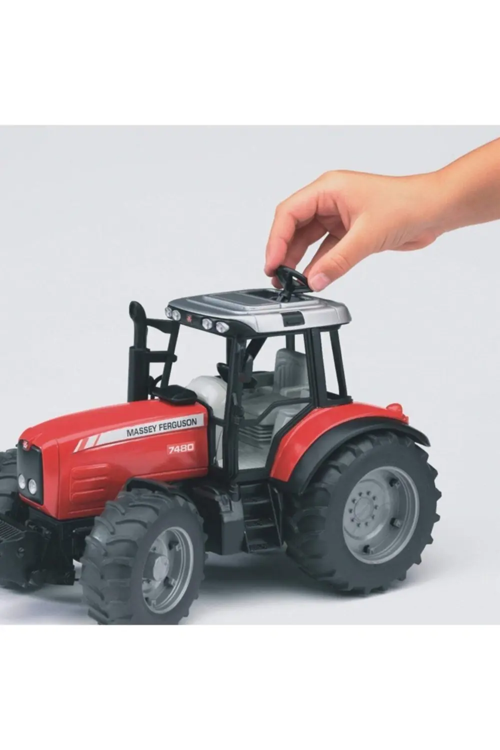 Bruder Massey Ferguson 7480 Traktör & Römork Br02045