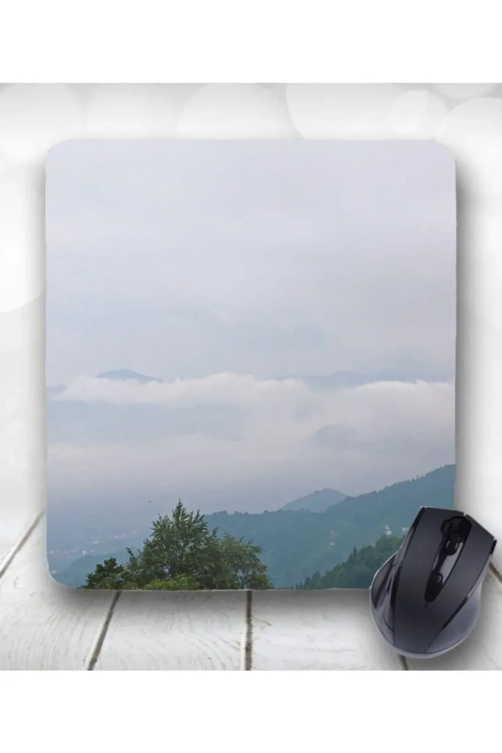 Bulutlu Manzara Tasarımlı Kare Mouse Pad