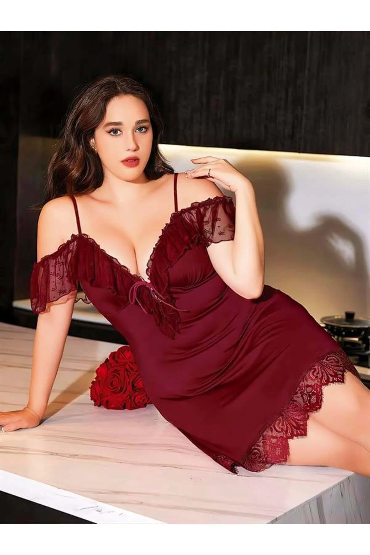 Büyük Beden Bordo Dantel İşlemeli İnce Askılı Gecelik