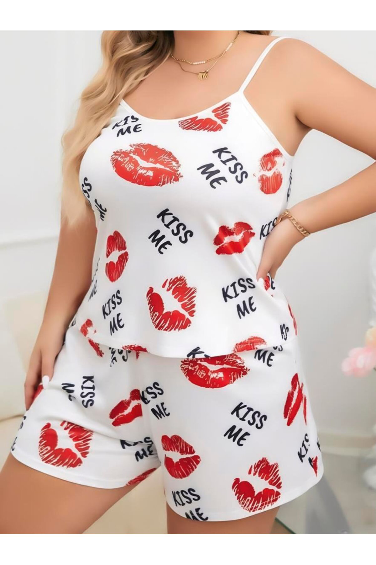 Aria's Closet Büyük Beden Kiss Me Öpücük Desen Pamuklu Şortlu Pijama Takimi