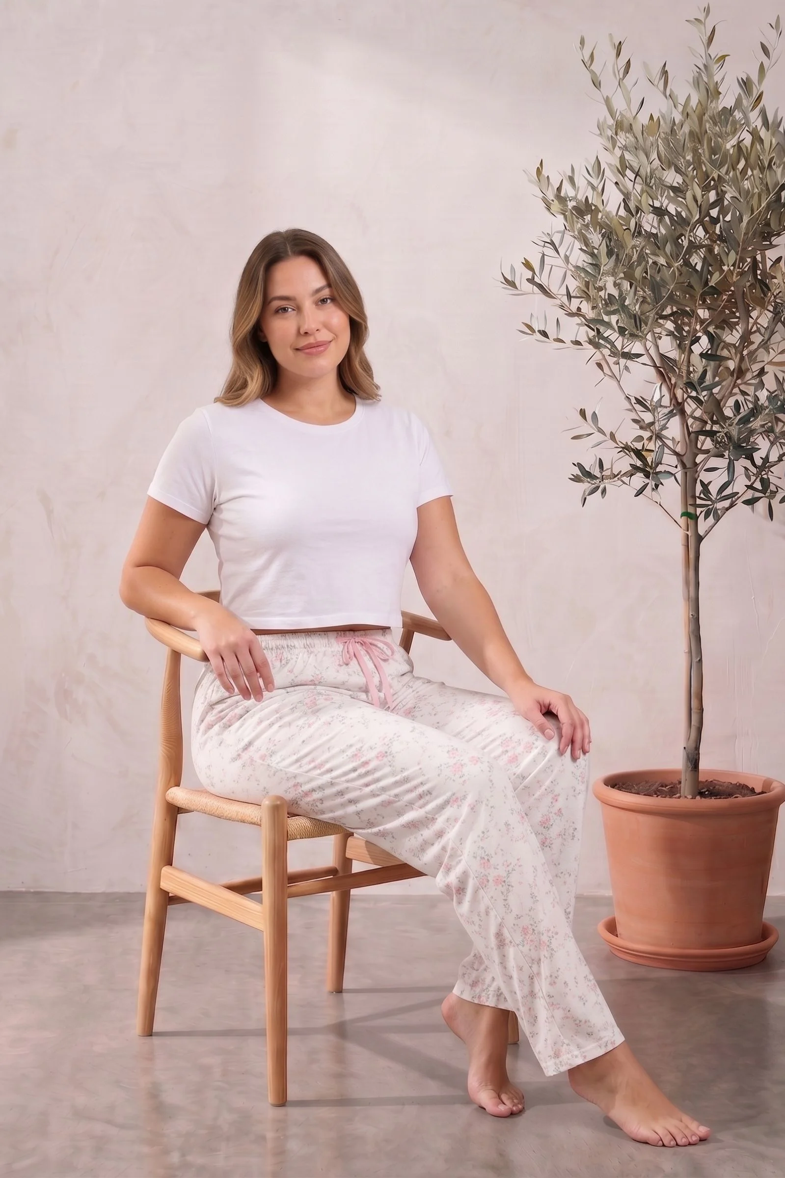 Büyük Beden Pamuklu Desenli Yüksek Bel Pijama Altı Pantolon, Bej, 5XL Büyük Beden Pamuklu Desenli Yüksek Bel Pijama Altı Pantolon, Bej, 5XL