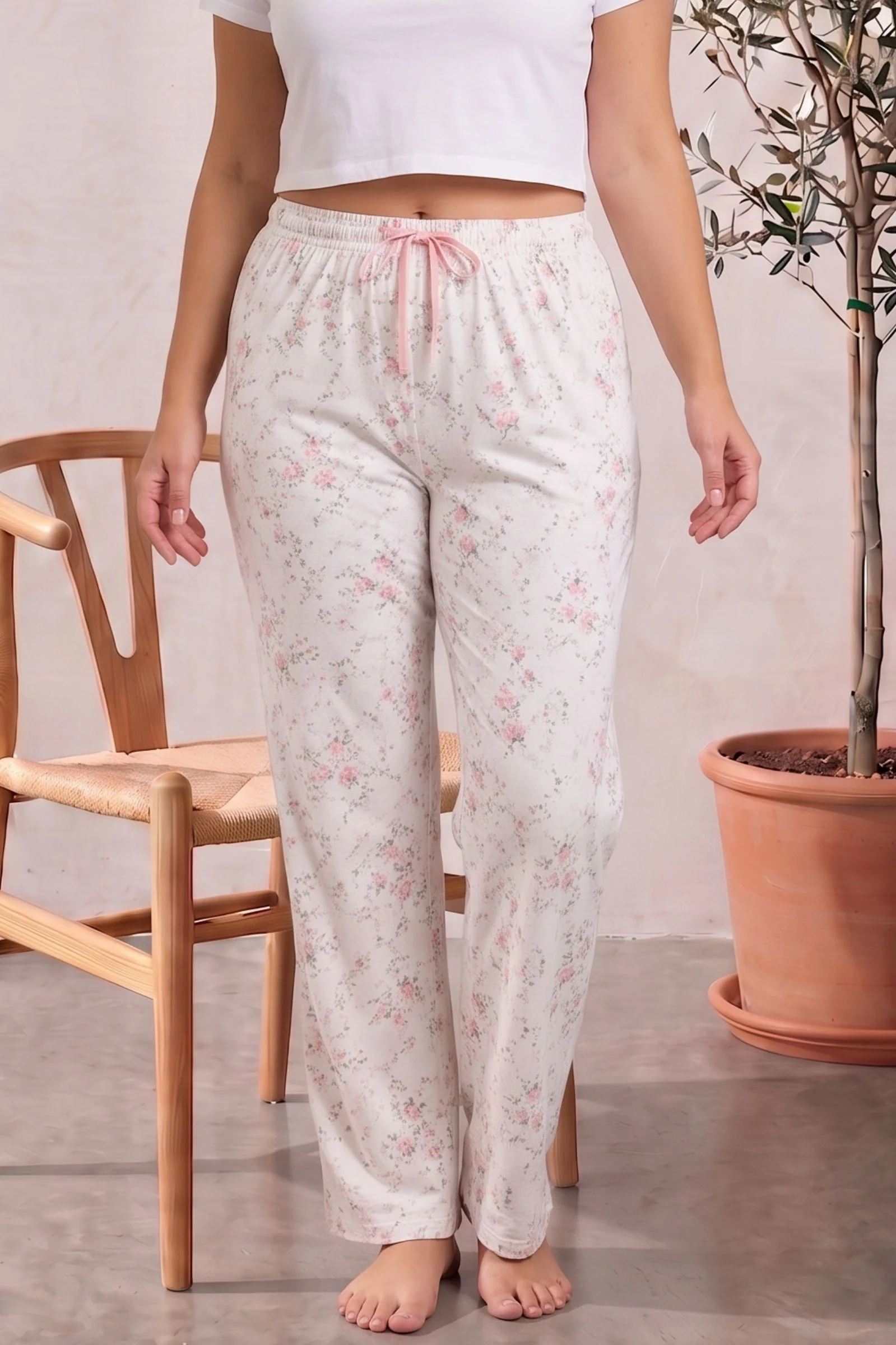 Büyük Beden Pamuklu Desenli Yüksek Bel Pijama Altı Pantolon, Bej, 5XL Büyük Beden Pamuklu Desenli Yüksek Bel Pijama Altı Pantolon, Bej, 5XL