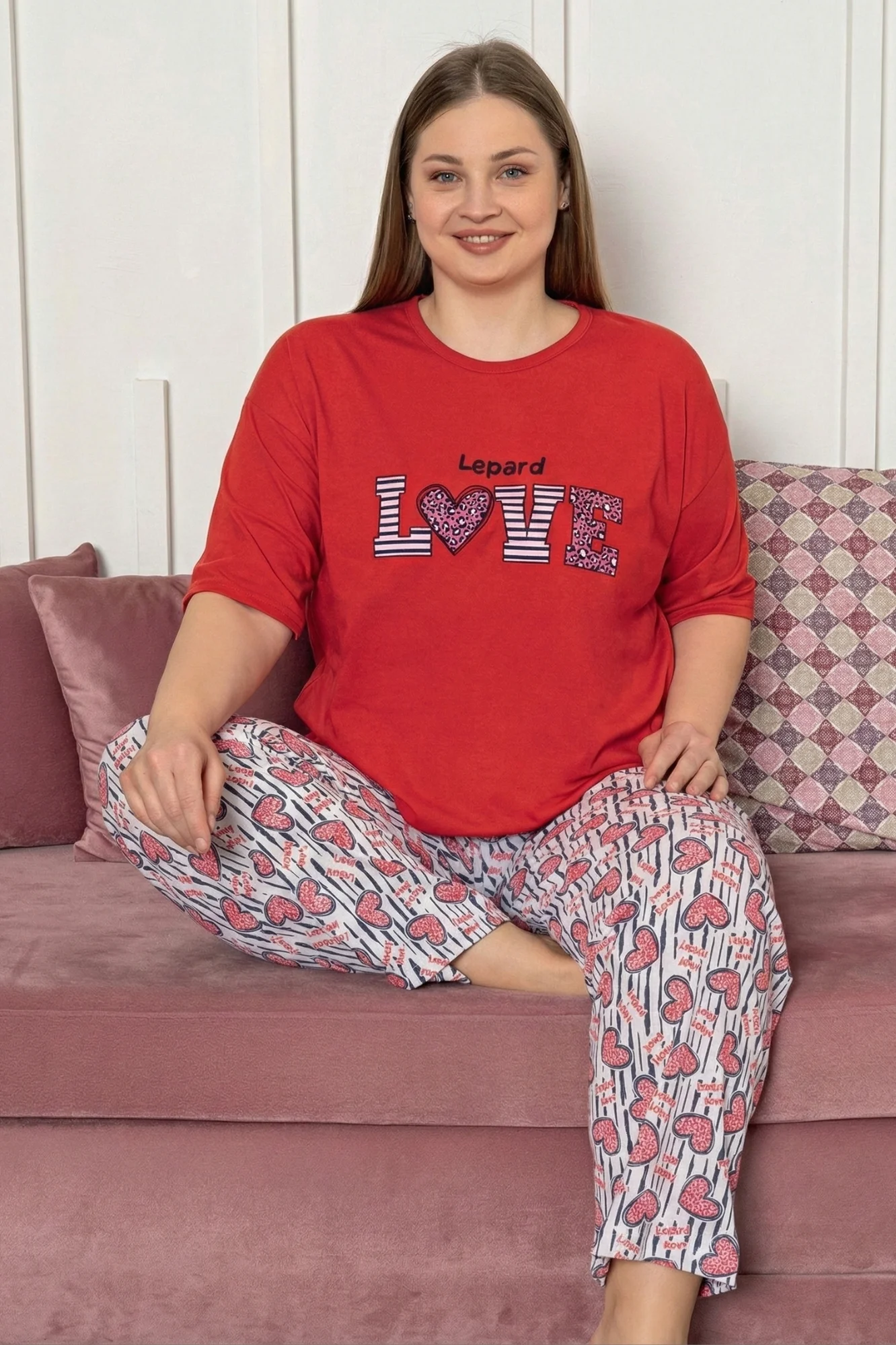 Büyük Beden Pamuklu Desenli Kısa Kollu Pijama Takımı, Kırmızı, 2XL Büyük Beden Pamuklu Desenli Kısa Kollu Pijama Takımı, Kırmızı, 2XL