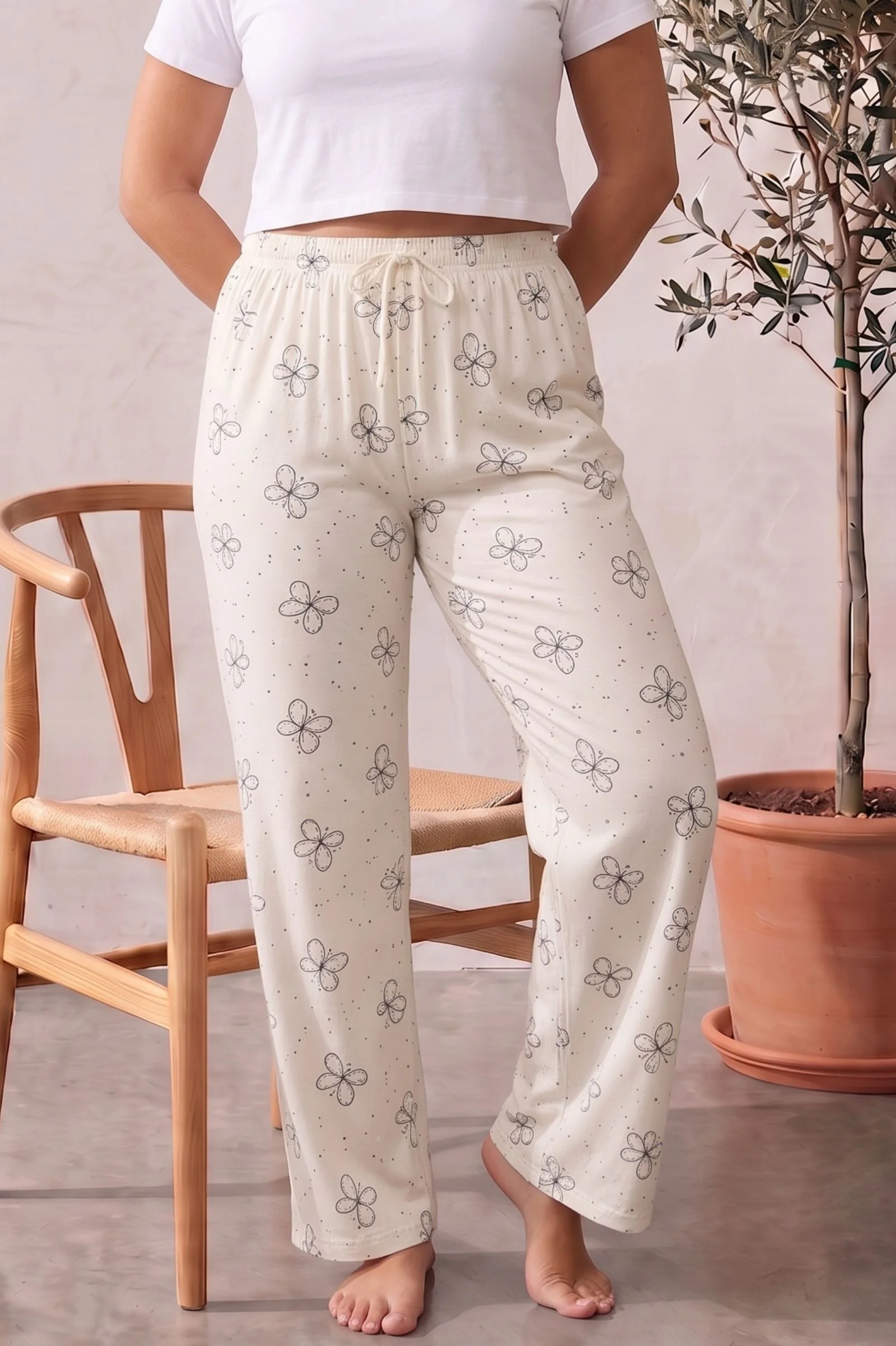 Büyük Beden Pamuklu Desenli Yüksek Bel Pijama Altı Pantolon, Krem, 5XL Büyük Beden Pamuklu Desenli Yüksek Bel Pijama Altı Pantolon, Krem, 5XL