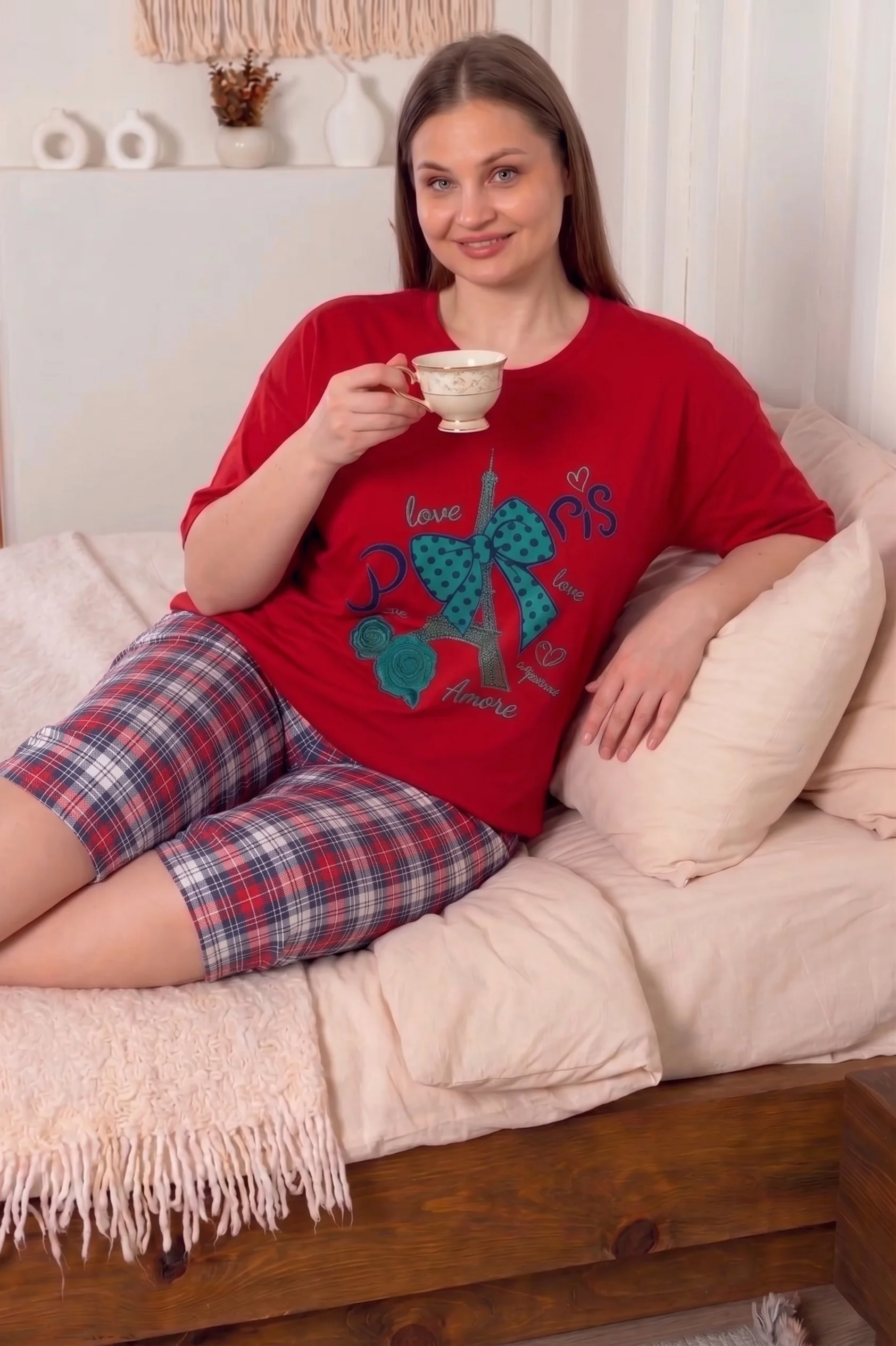 Büyük Beden Pamuklu Desenli Kısa Kollu Bermuda Kapri Pijama Takımı, Kırmızı - Beyaz, 2XL Büyük Beden Pamuklu Desenli Kısa Kollu Bermuda Kapri Pijama Takımı, Kırmızı - Beyaz, 2XL Fiyatı, Yorumları ve Özellikleri