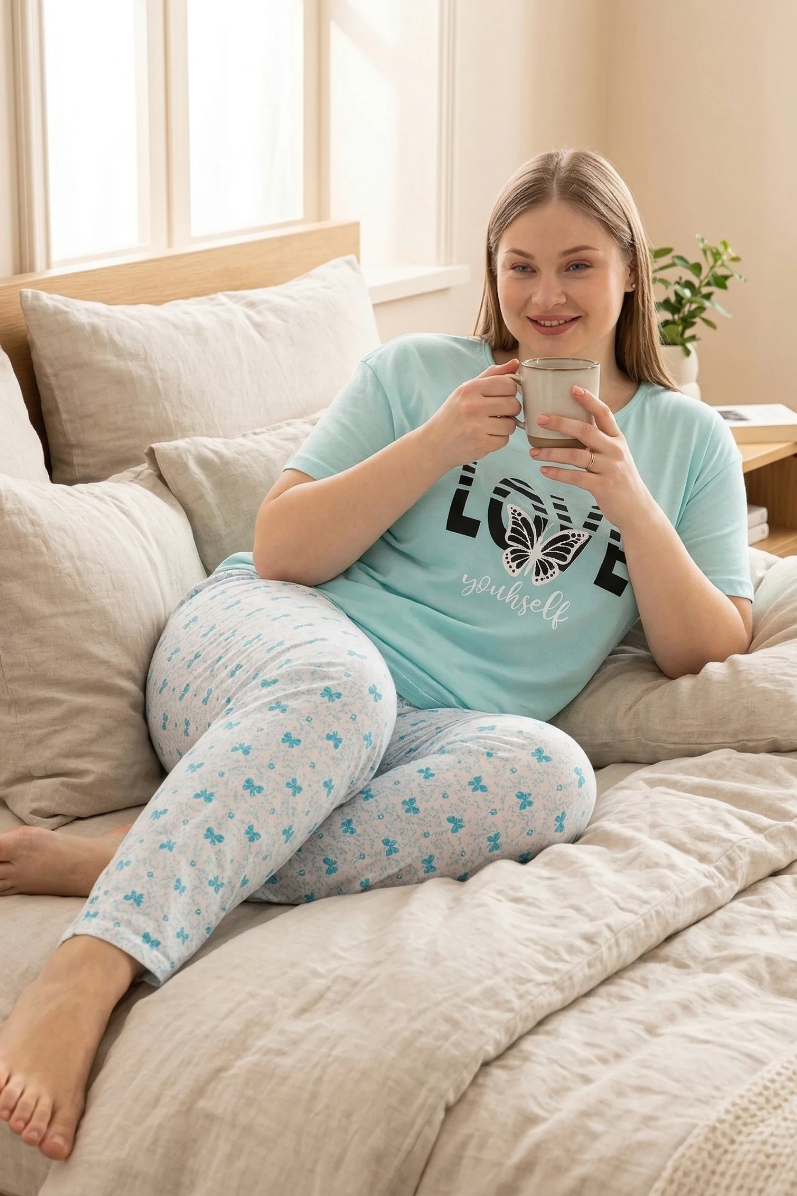 Büyük Beden Pamuklu Desenli Anne Kalıp Kısa Kollu Pijama Takımı, Mavi, L