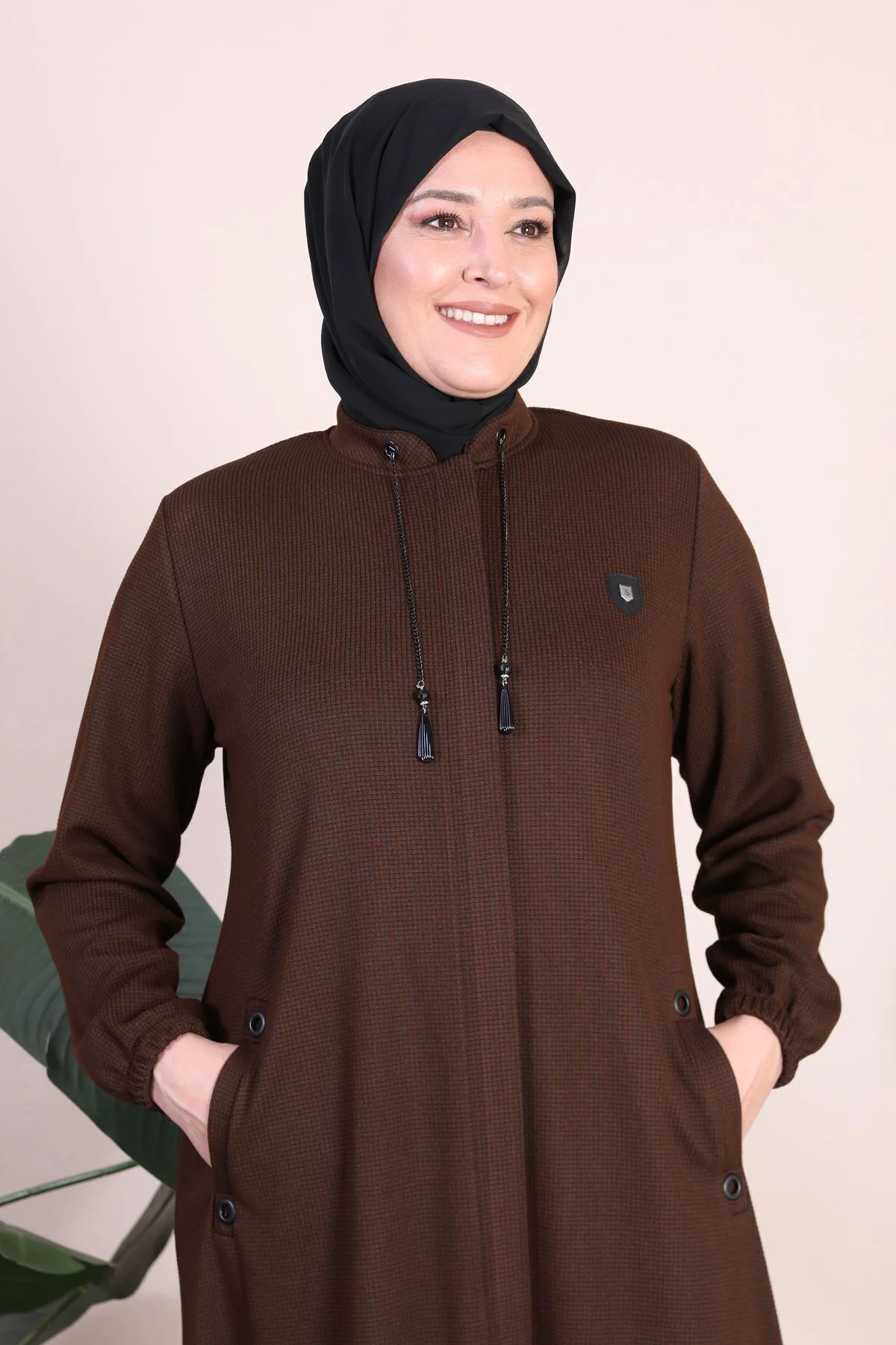 Buyuk Beden Uzun Kislik Tam Boy Kadin Pardesu