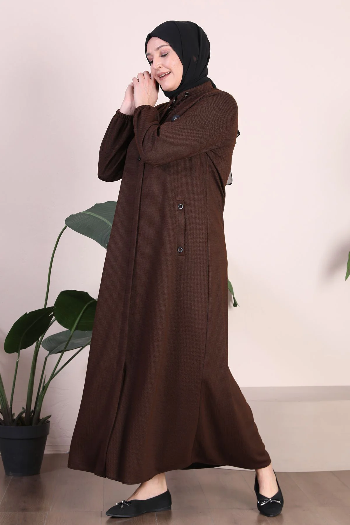 Buyuk Beden Uzun Kislik Tam Boy Kadin Pardesu