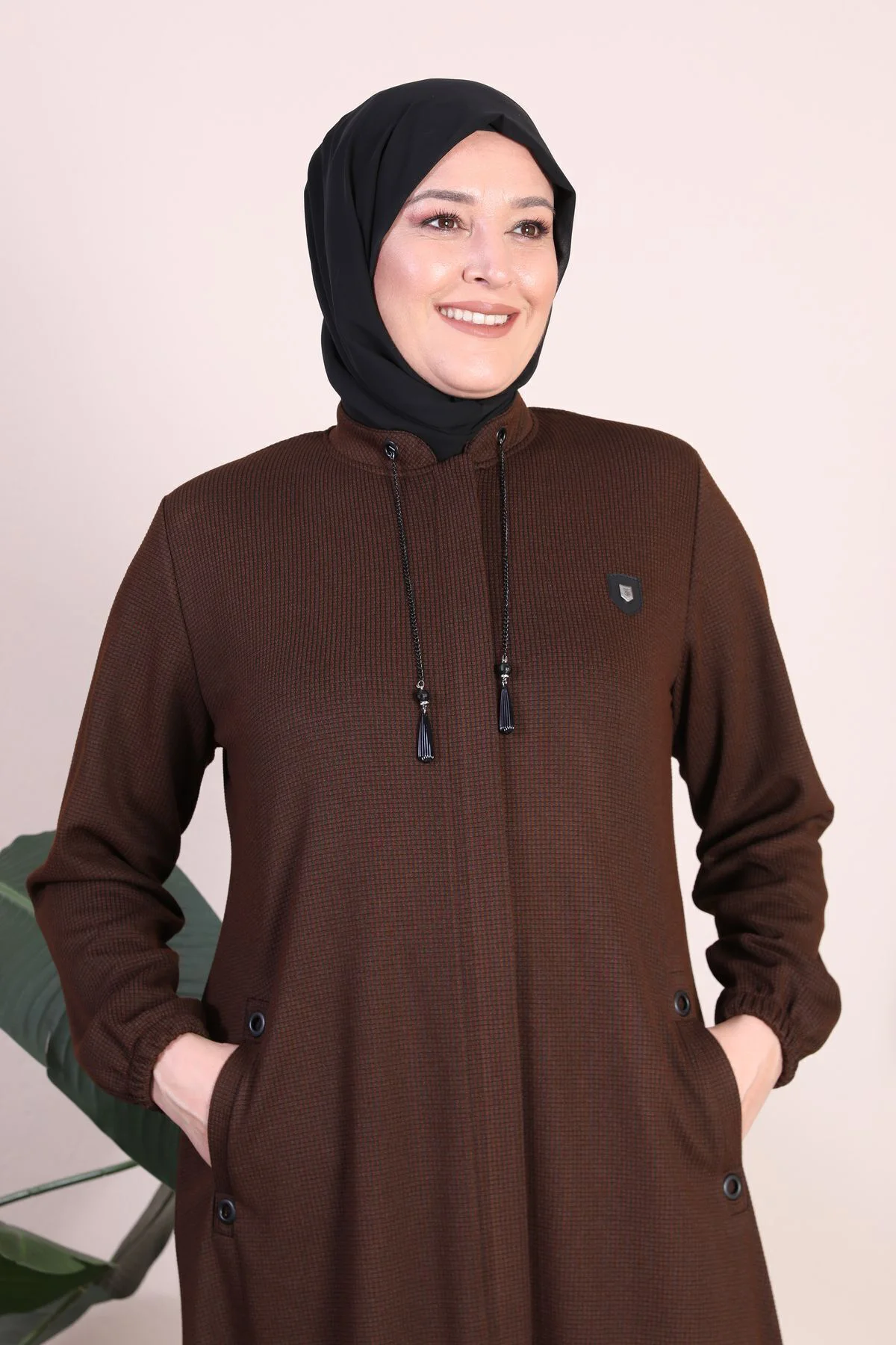 Buyuk Beden Uzun Kislik Tam Boy Kadin Pardesu