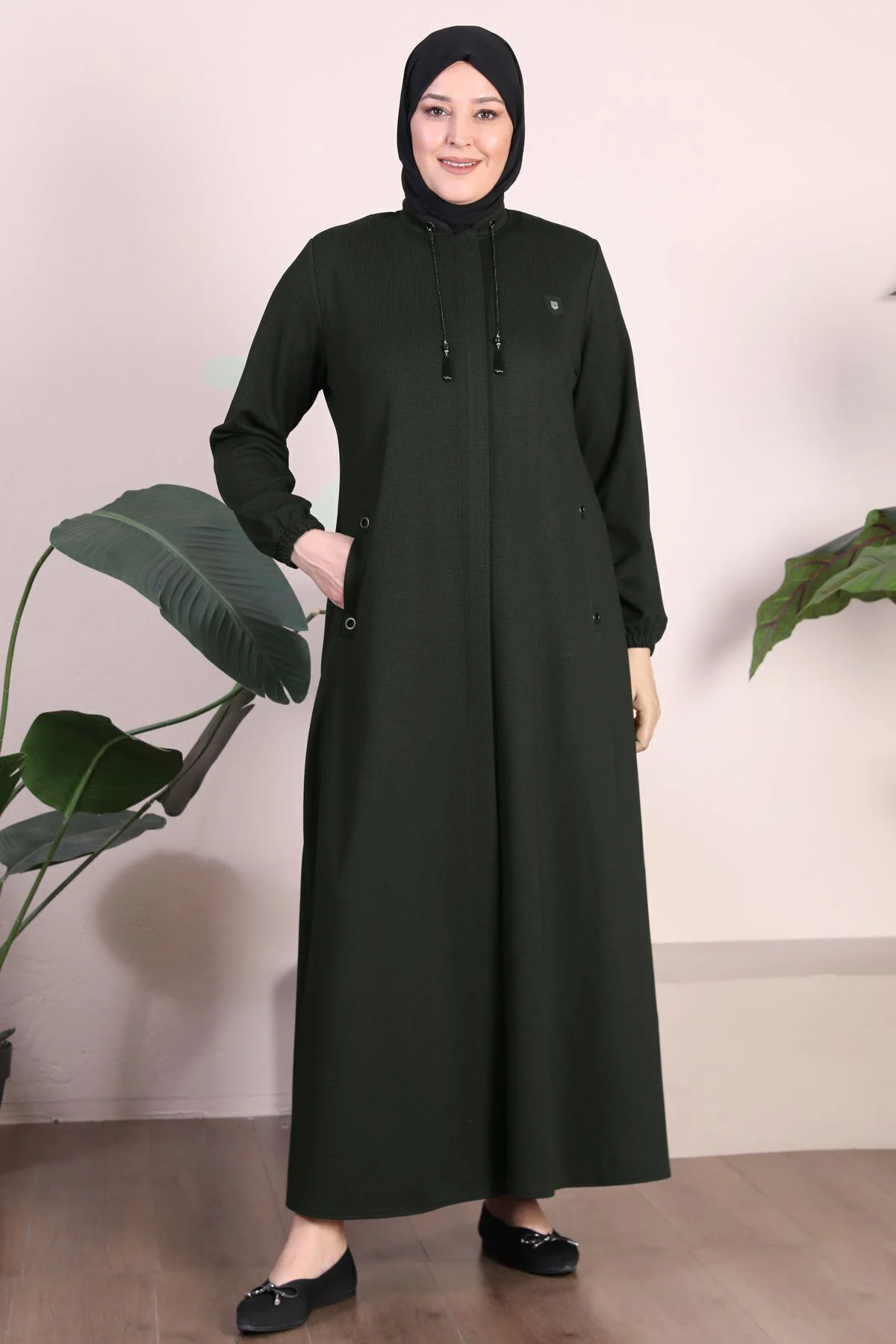 Buyuk Beden Uzun Kislik Tam Boy Kadin Pardesu