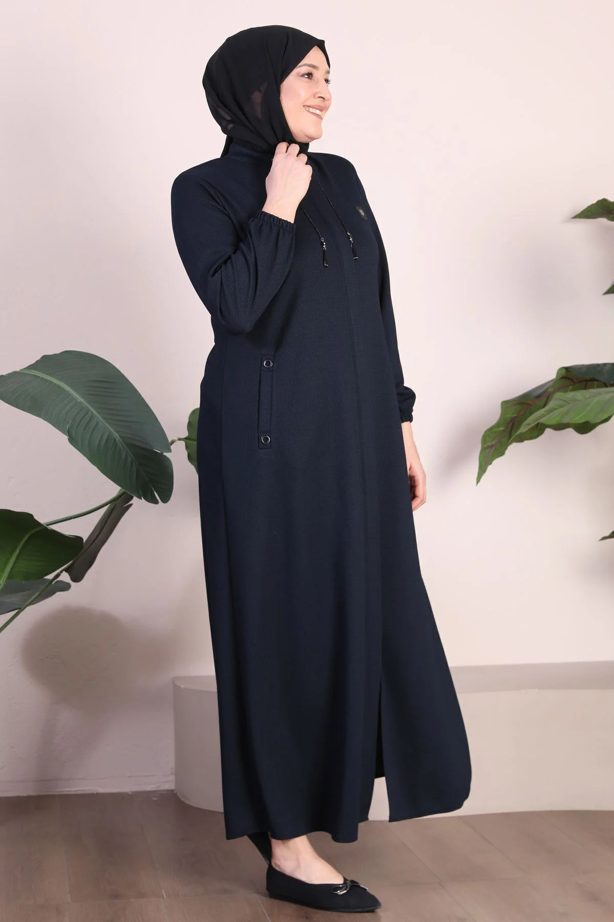 Buyuk Beden Uzun Kislik Tam Boy Kadin Pardesu