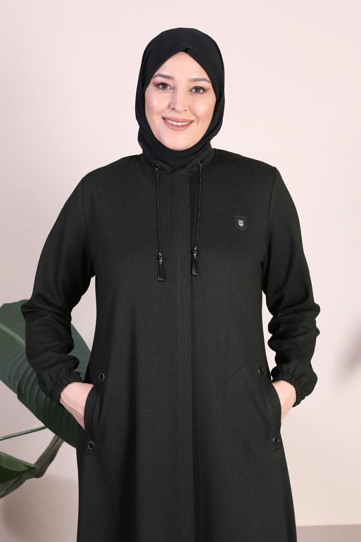 Buyuk Beden Uzun Kislik Tam Boy Kadin Pardesu