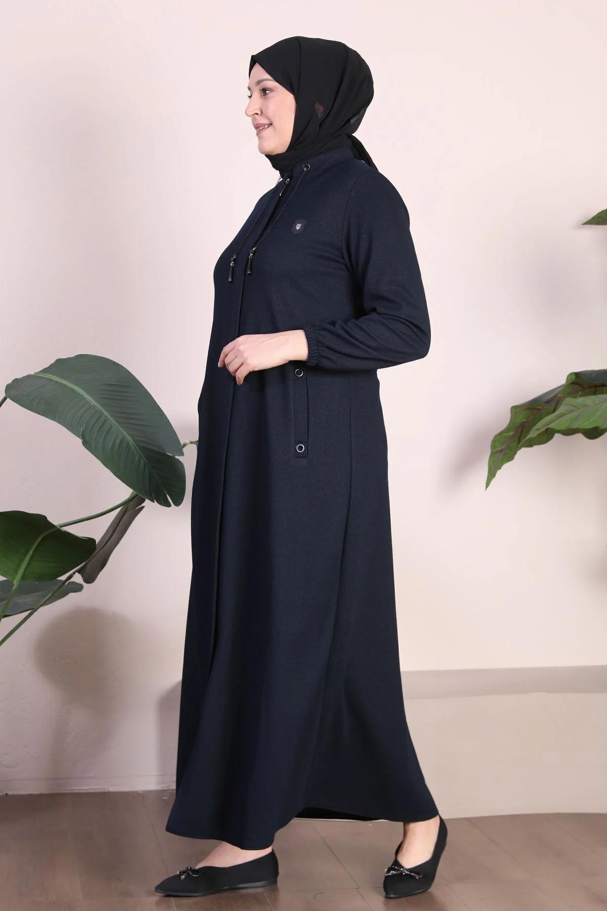 Buyuk Beden Uzun Kislik Tam Boy Kadin Pardesu