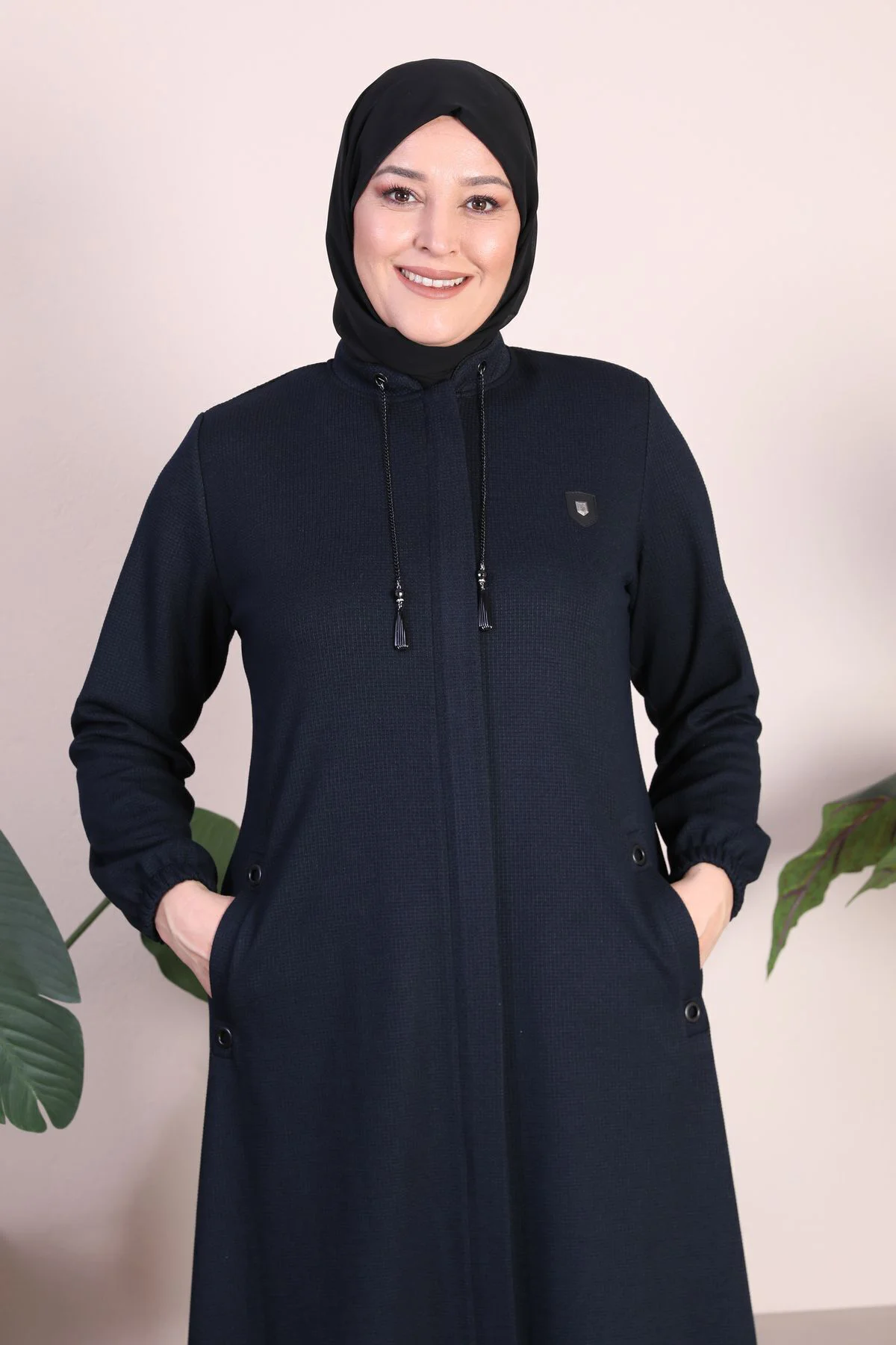 Buyuk Beden Uzun Kislik Tam Boy Kadin Pardesu