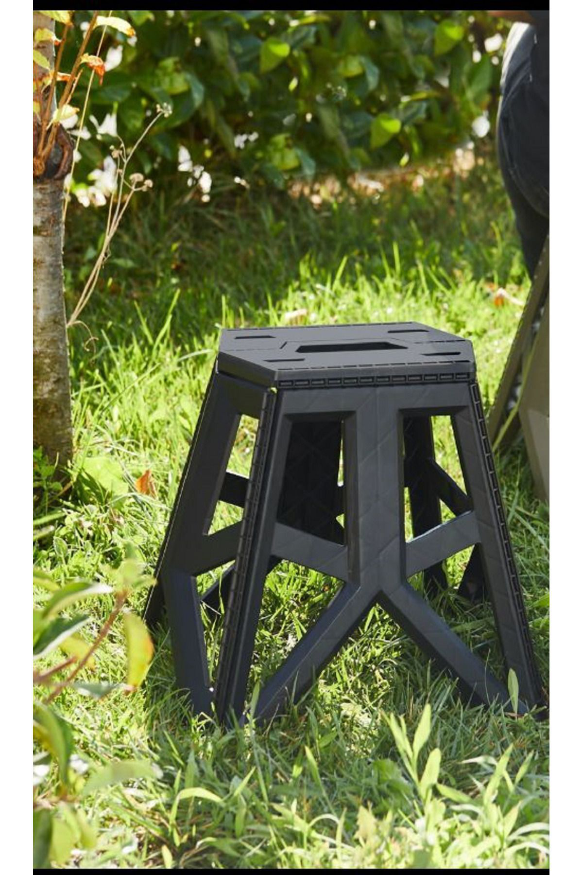 Ferah Plastik Büyük Boy Tank Katlanir Kamp Taburesi - 300 Kg Taşima Kapasitesi