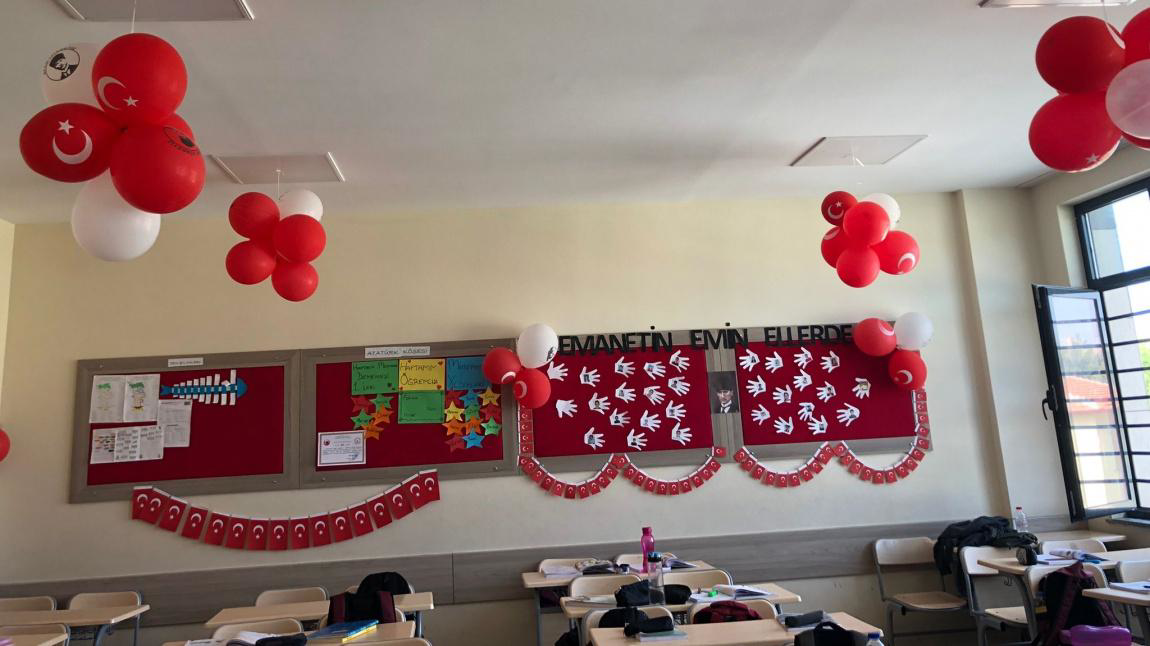 Büyük ipli Türk Bayrağı Kağıt İpli Bayrak - 1 Adet