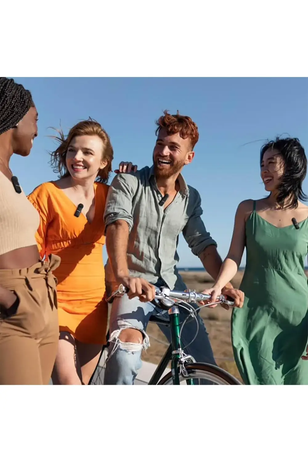 BY-V4 4 Kişilik Şarj Kutulu Kablosuz Mikrofon Seti - 3.5mm TRS