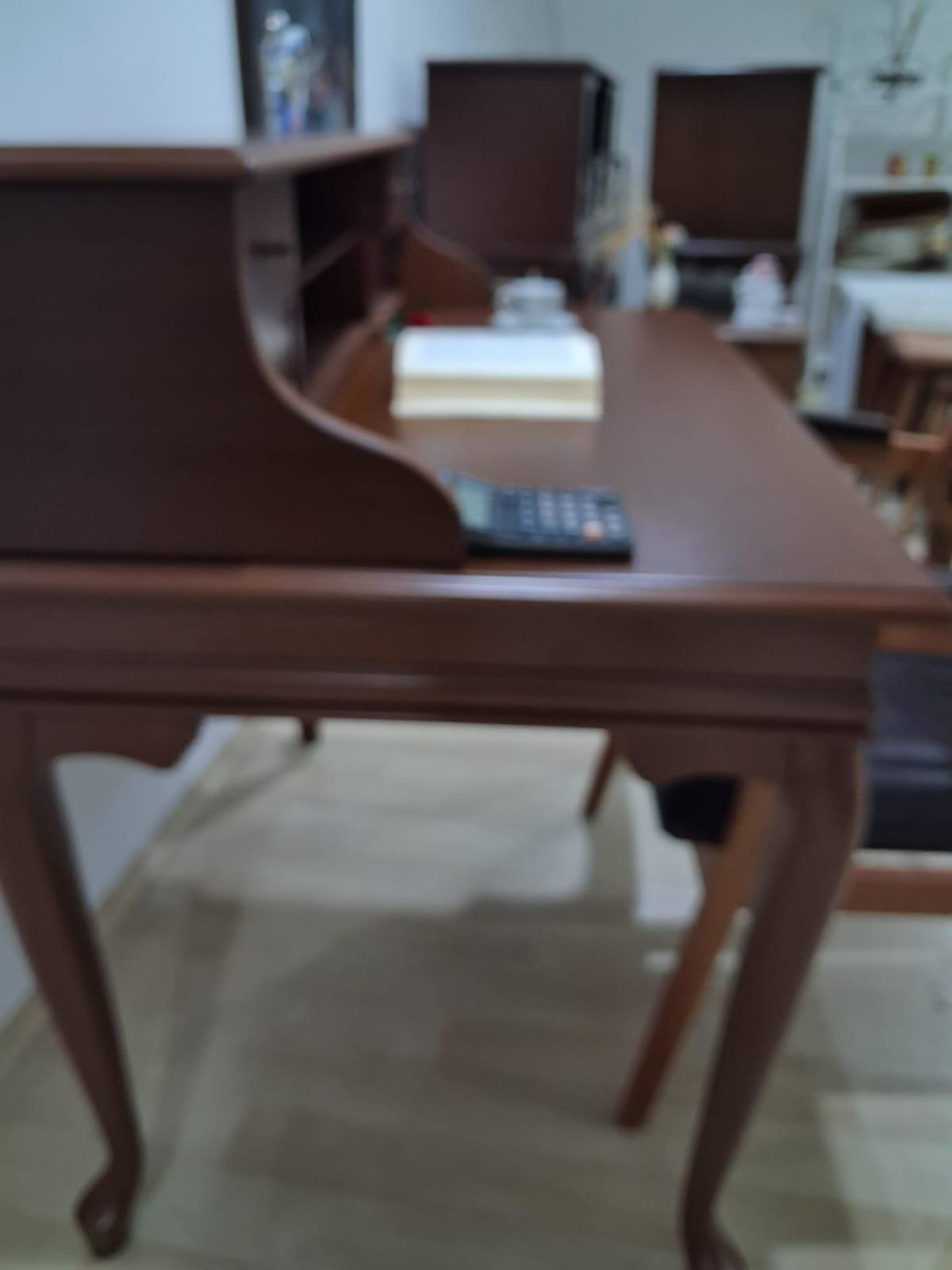 Çalışma Masa 90660 Klasik Takım Dilimli Sandaly Lüks Klasik Ceviz