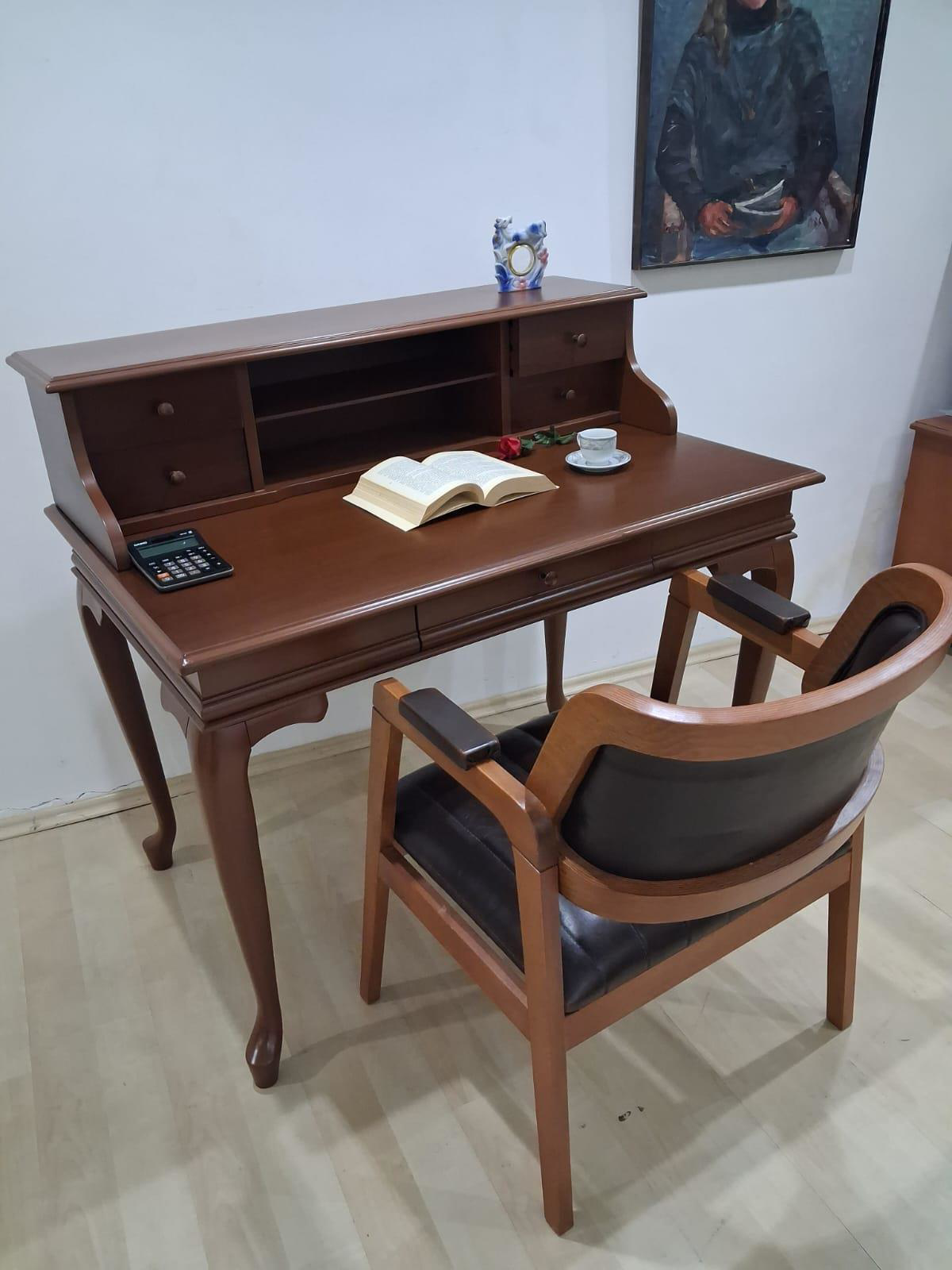 Çalışma Masa 90660 Klasik Takım Dilimli Sandaly Lüks Klasik Ceviz