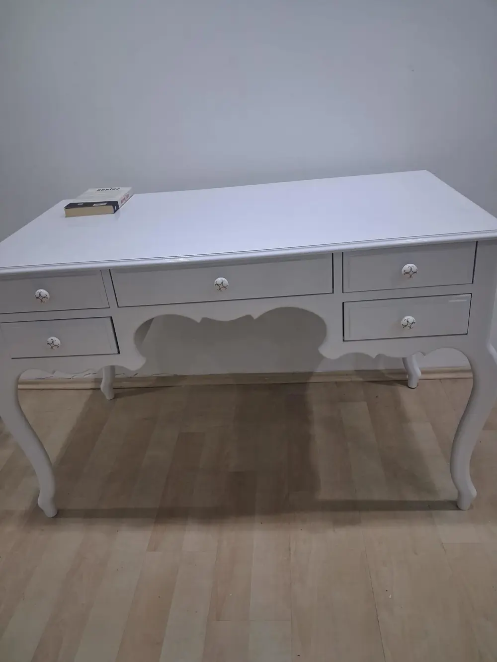 Çalışma Masa ADN 90595 Parlak Lake 5 Çekmeceli Porselen Kulplar L