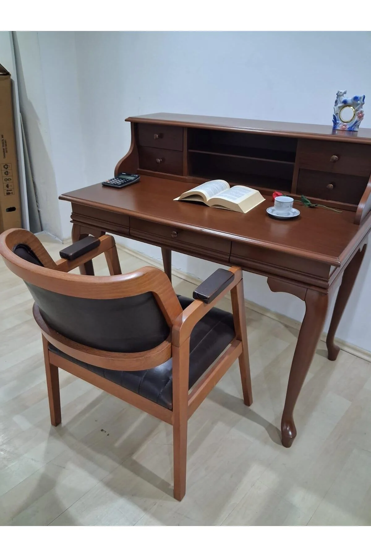 Çalışma Masa İlhm 90634 Klasik Takım Dilimli Sandaly Lüks Klasik Ceviz Renk Model - Görsel 8