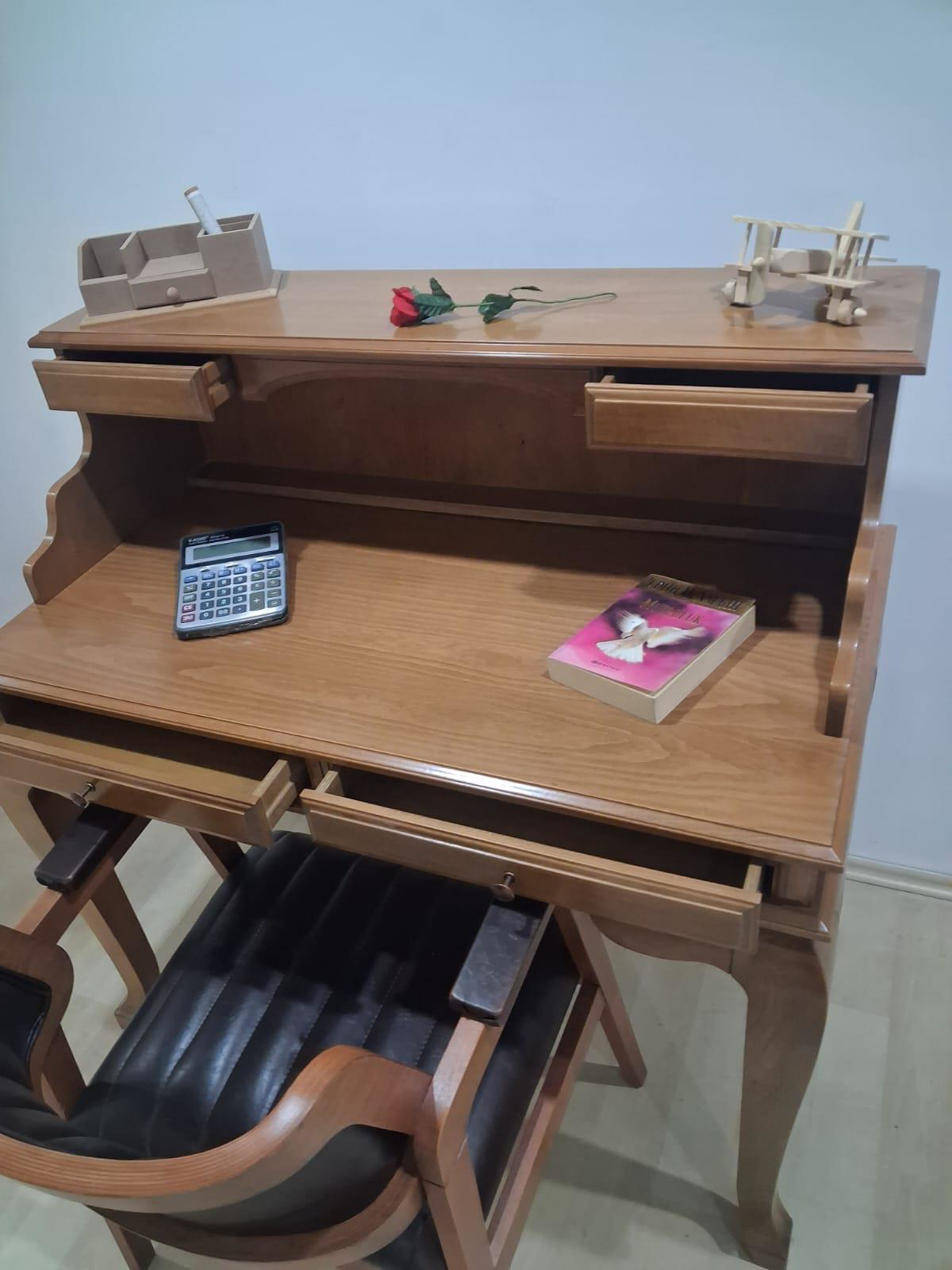 Çalışma Masa İlhm 90634 Klasik Takım Dilimli Sandaly Lüks Klasik 