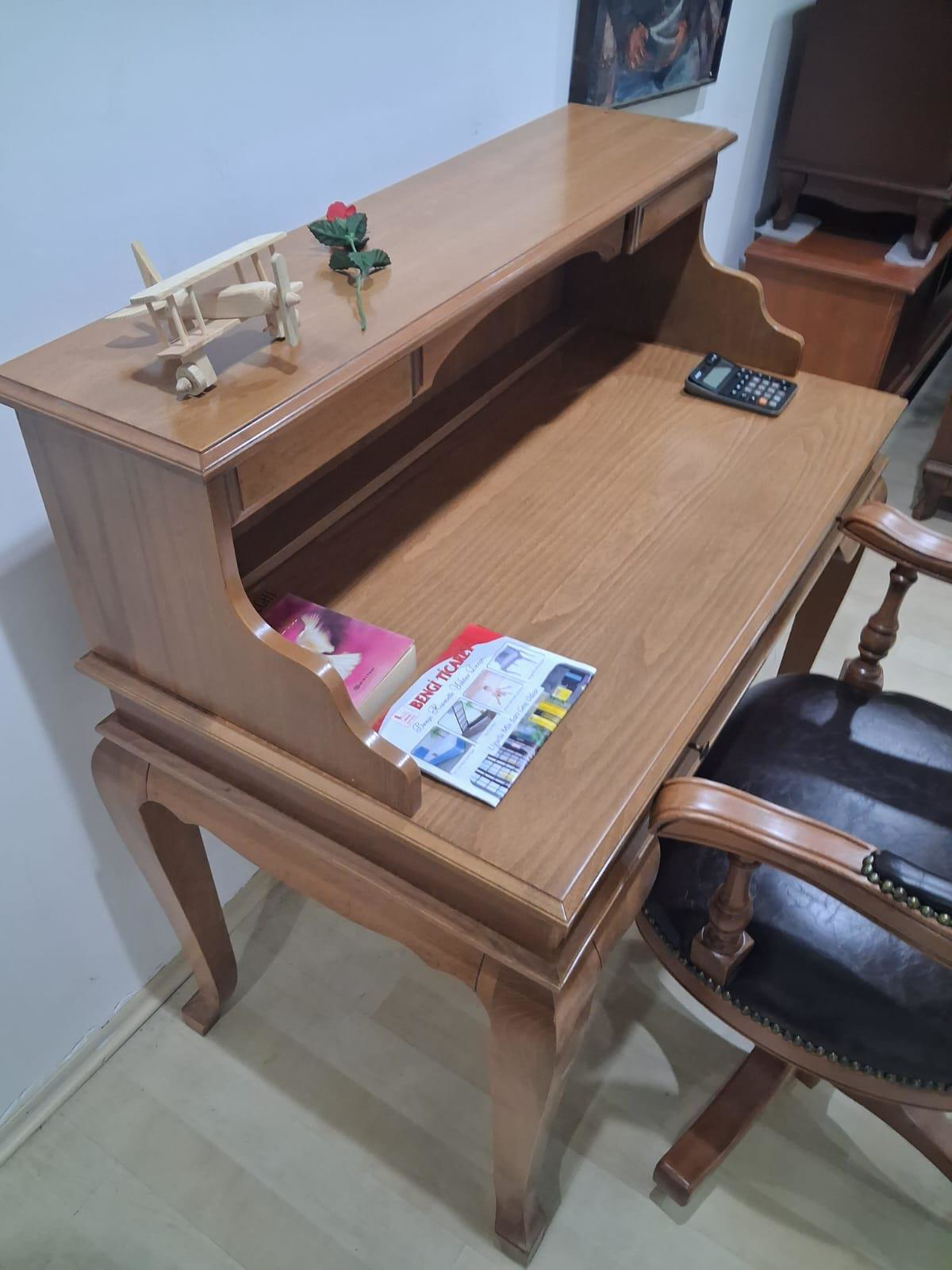Çalışma Masa İlhm 90635 Klasik Takım Döner Sandalye Lüks Klasik C