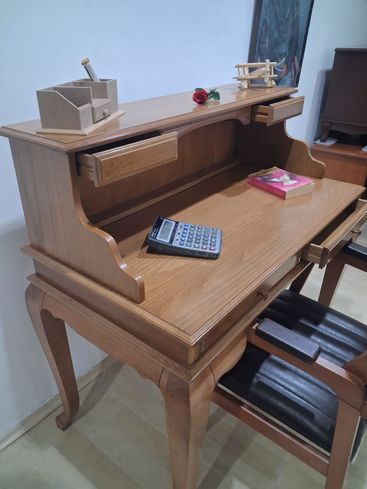 Çalışma Masa İlhm 90634 Klasik Takım Dilimli Sandaly Lüks Klasik 