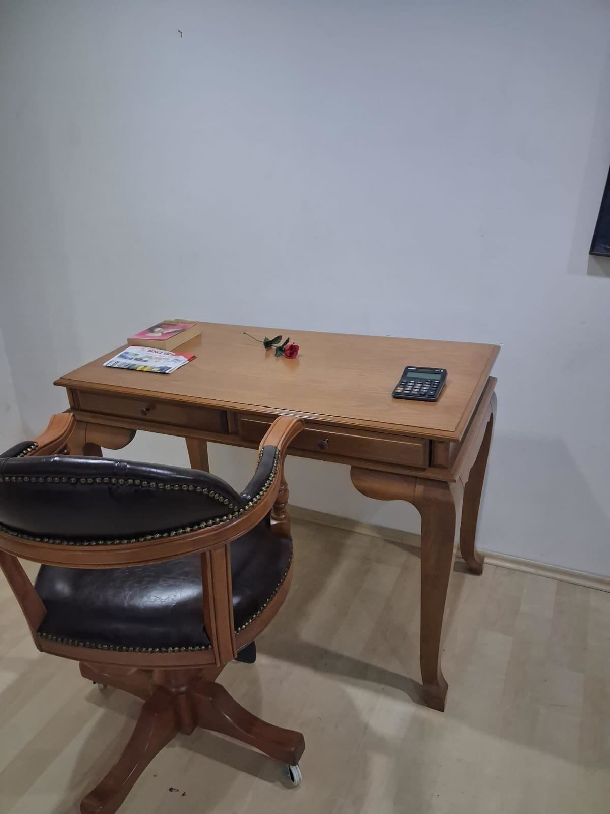 Çalışma Masa Klasik Alt İlhm 90632 Döner Sandalye Lüks Klasik Cev