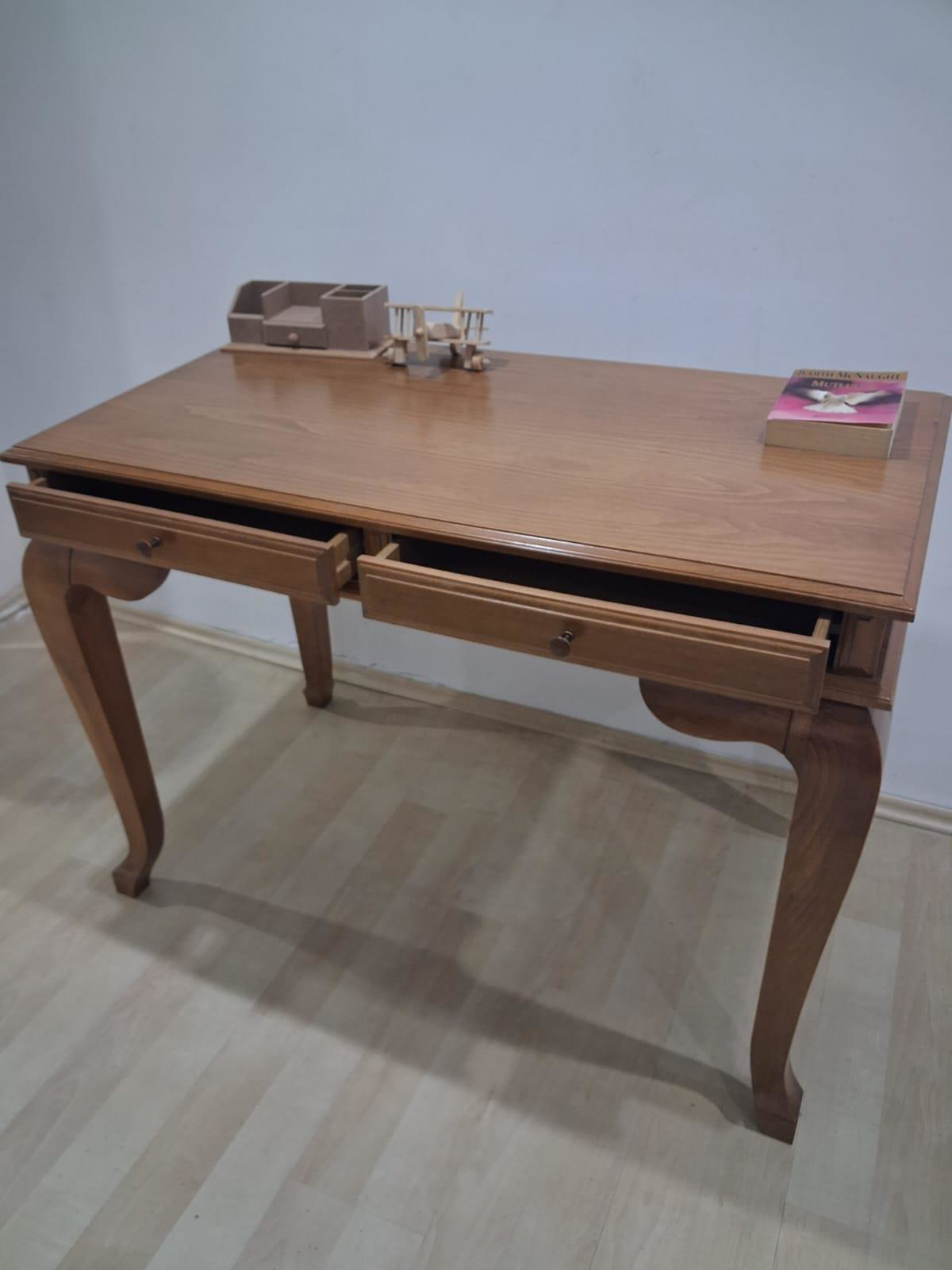 Çalışma Masa Klasik Alt İlhm 90631 Model Lüks Klasik Ahşap Ceviz 