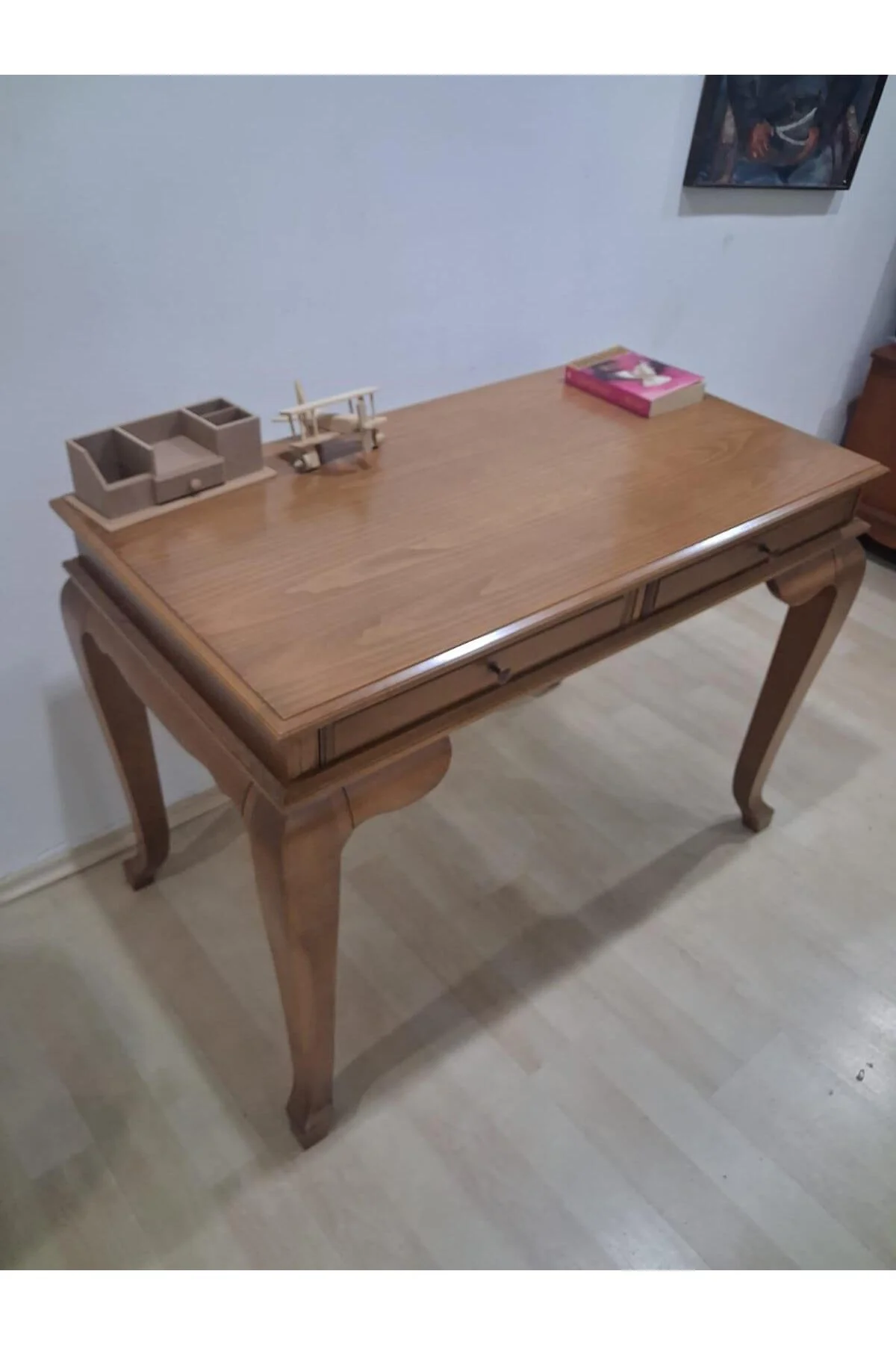 Çalışma Masa Klasik Alt İlhm 90631 Model Lüks Klasik Ahşap Ceviz Renk El Yapım Çalışma Masa Klasik Alt İlhm 90631 Model Lüks Klasik Ahşap Ceviz Renk El Yapım - Görsel 2