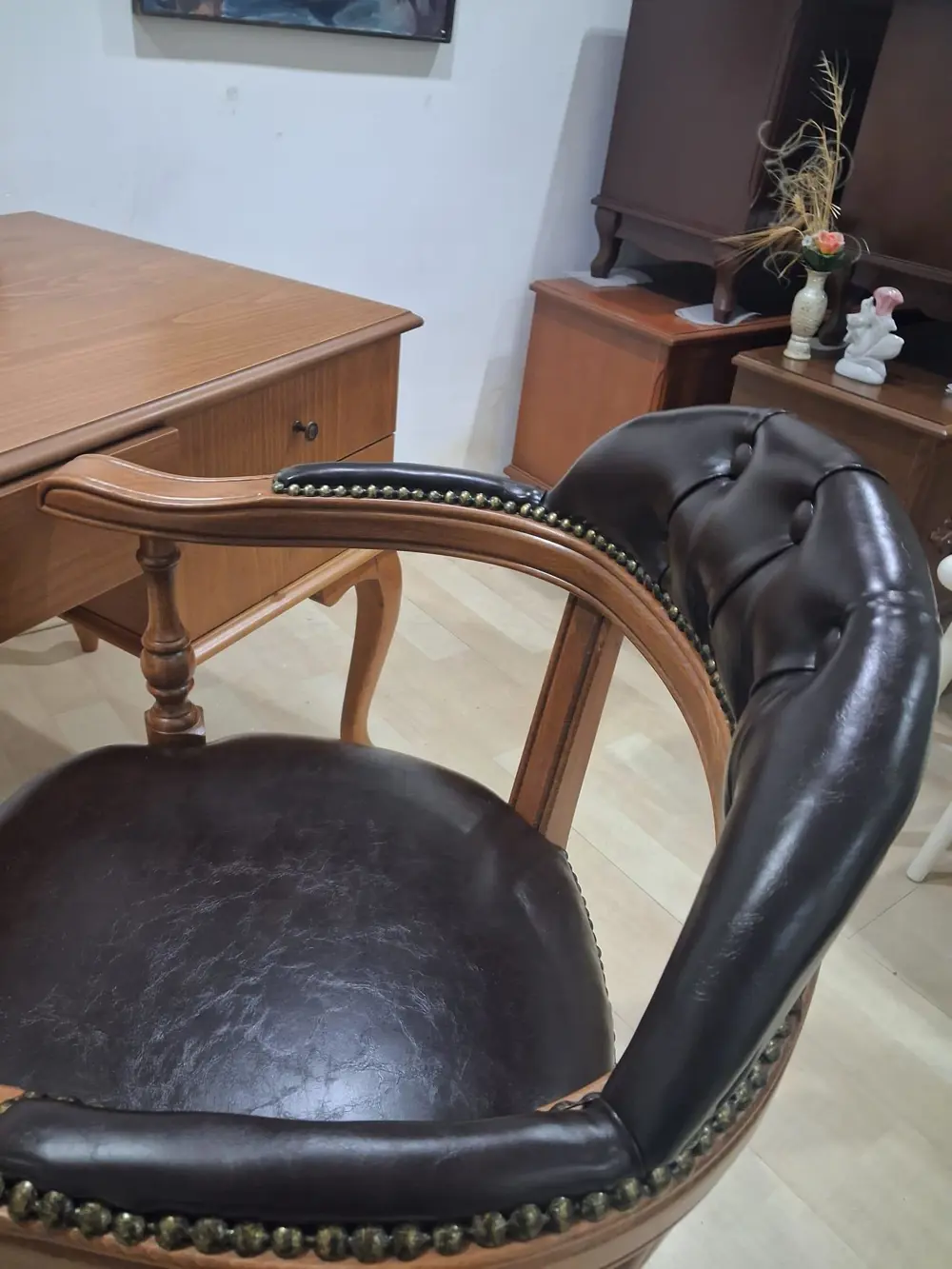 Çalışma Masa ST 90598  Döner Sandalye Lüks Klasik Ceviz Renk Mode