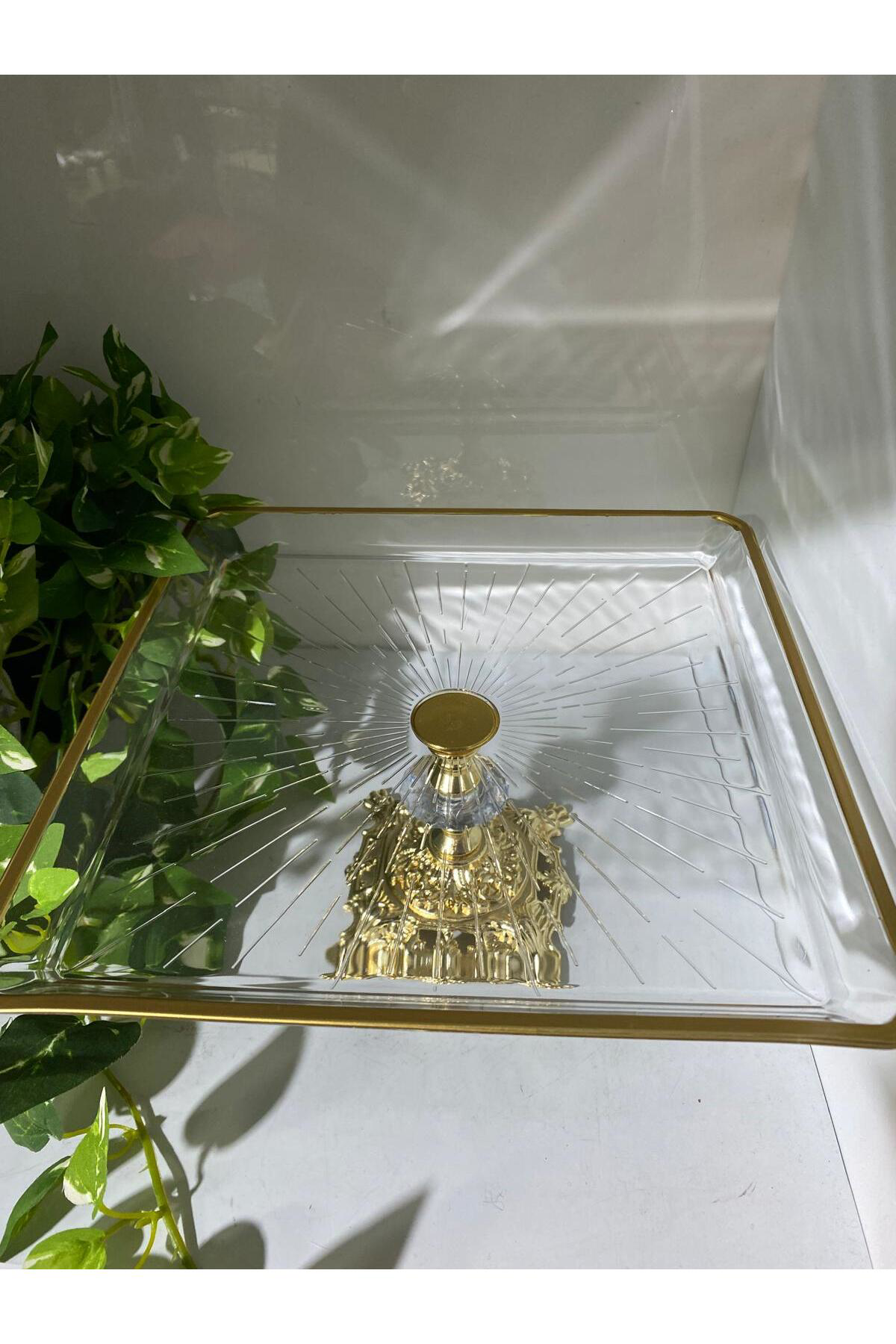 Elif Aksesuar Cam Ayaklı Sunum Tabağı Kare