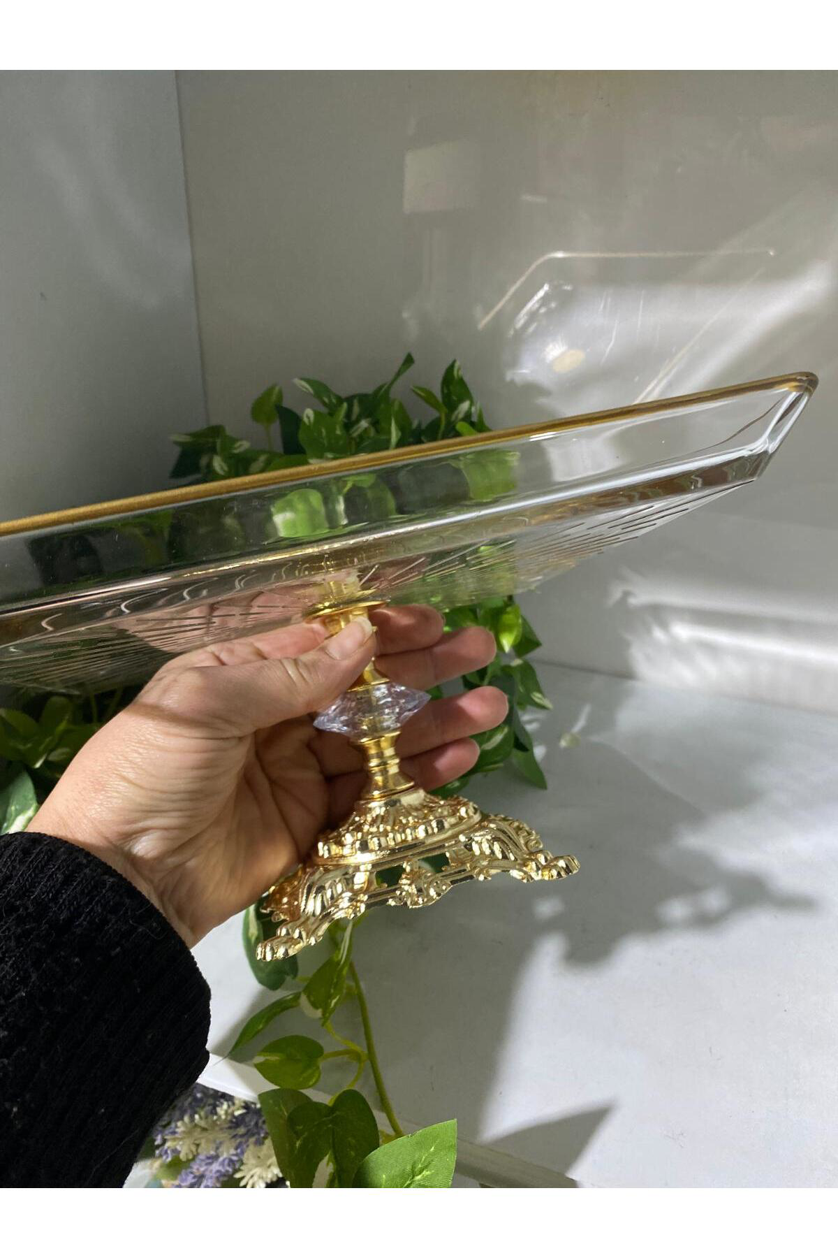 Elif Aksesuar Cam Ayaklı Sunum Tabağı Kare