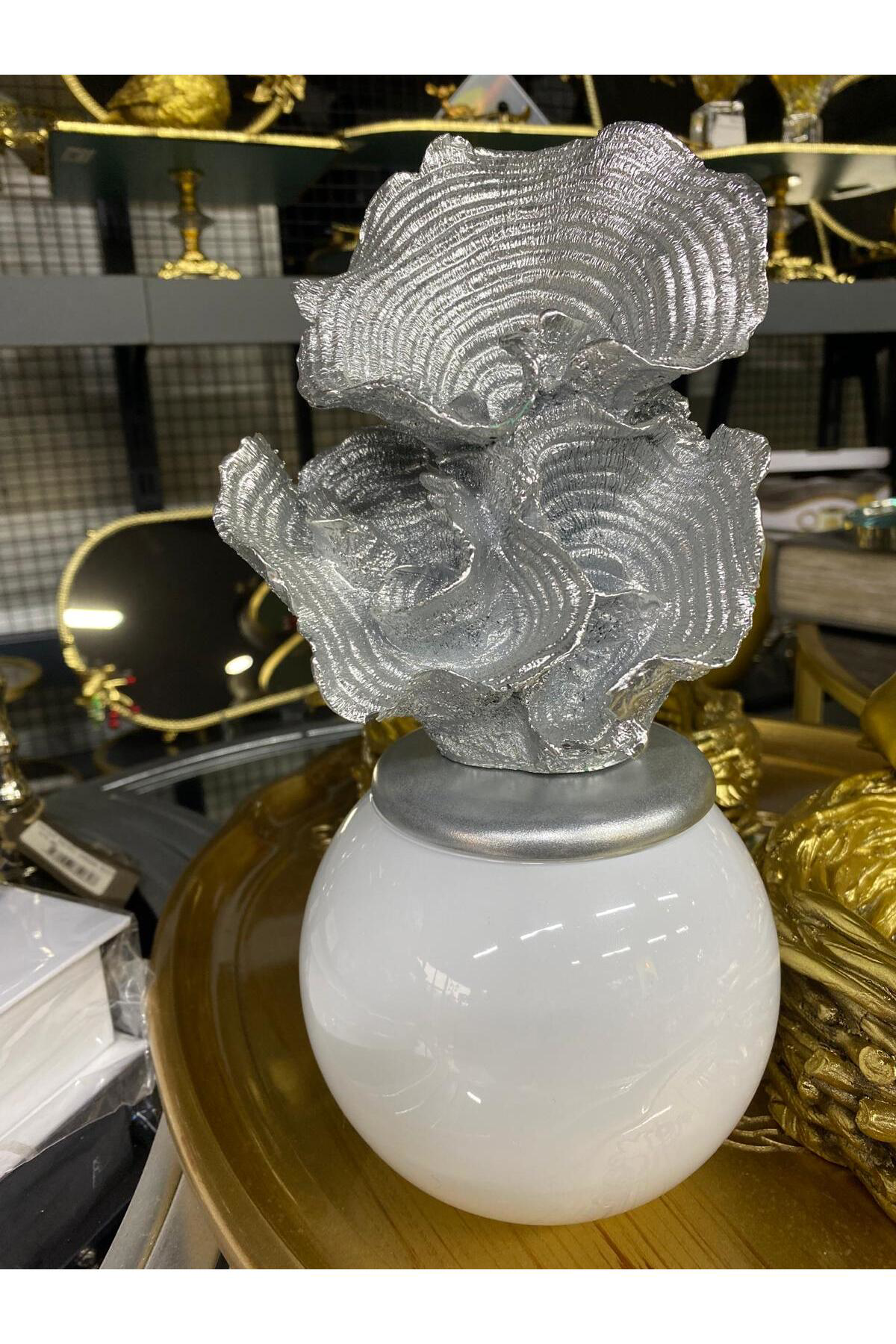 Cam Fanuslu Beyaz Gümüş  Mercan Dekor 25,5cm