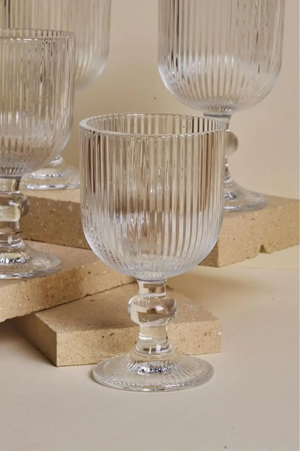 Cam Imola 4'lü Kadeh Takımı 260 ml 250 - 499 ml 4 Parça Kırmızı Ş