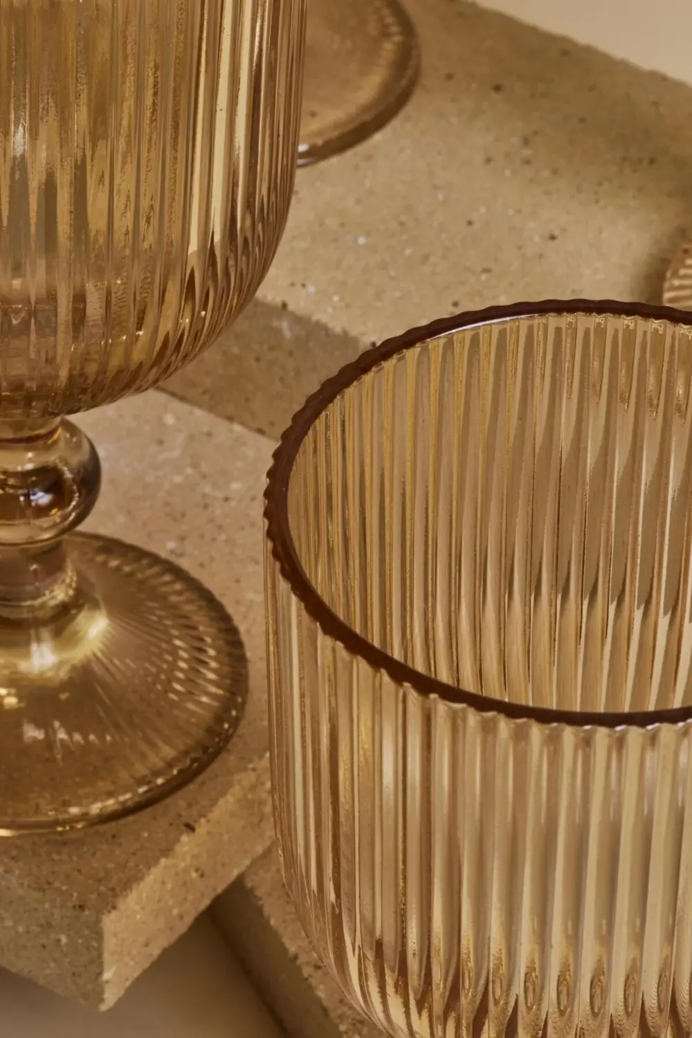 Cam Imola Amber 4'lü Geniş Kadeh Takımı 375 ml 4 Parça Beyaz Şara