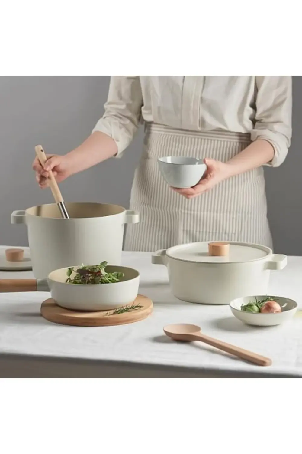 Cam Kapaklı Alüminyum Döküm Tencere 22 Cm 395519