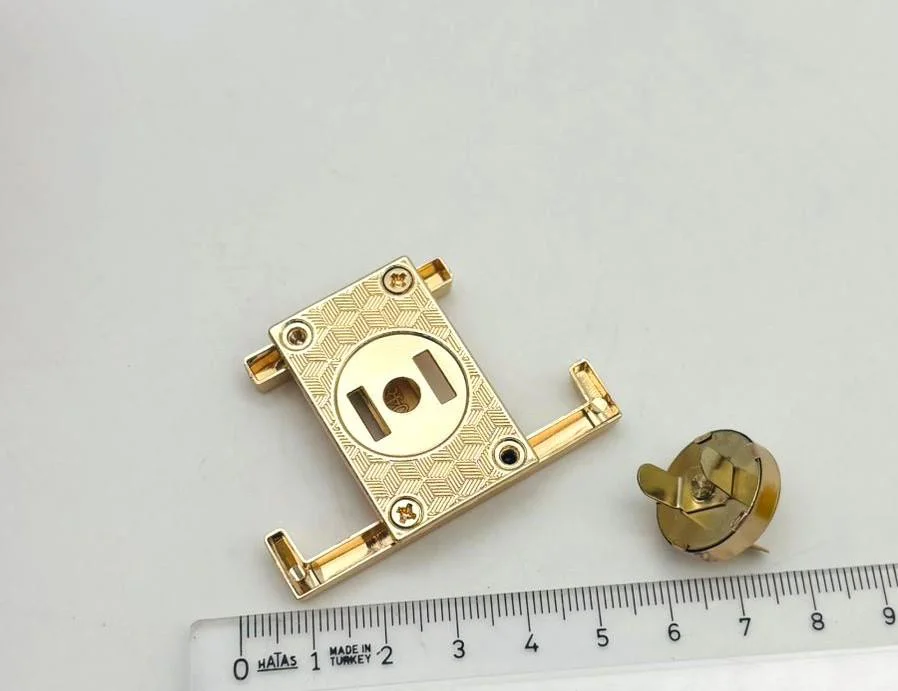 Çanta Aksesuar 5.5x3.5 Cm Light Gold T Model Kilit