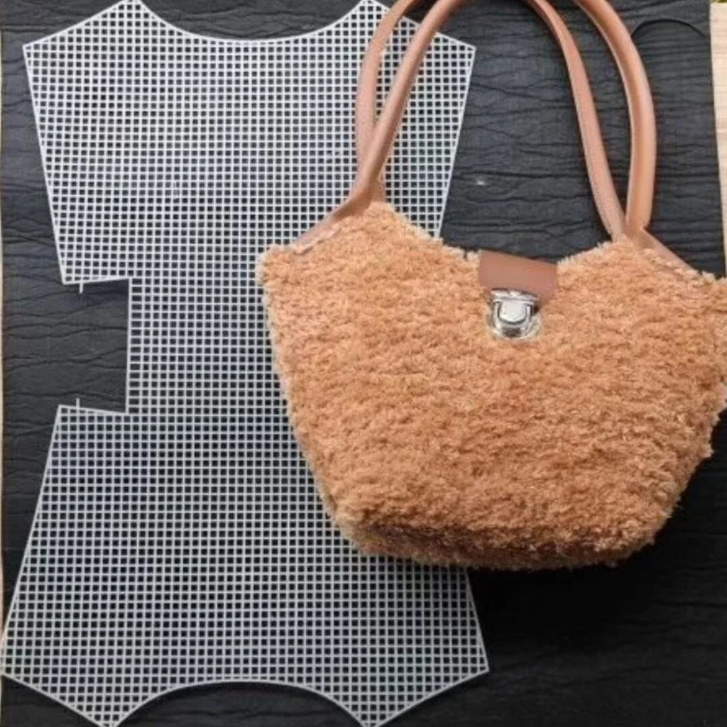 Çanta Aksesuar Kelebek Model Plastik Kanvas Siyah Renk
