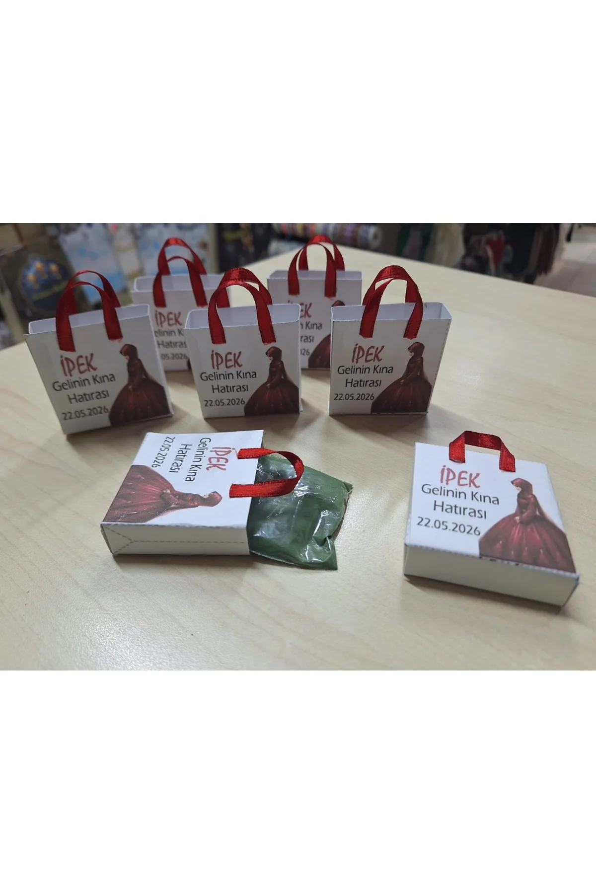 ÇANTALI ÖZEL TASARIM PAKETLENMİŞ DAĞITMALIK TÜRBANLI KINA 30 LU (