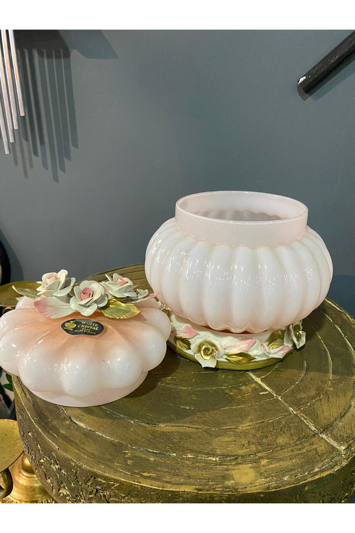 Elif Aksesuar Capodimonte İtalyan Kapaklı Dekoratif Cam Şekerlik