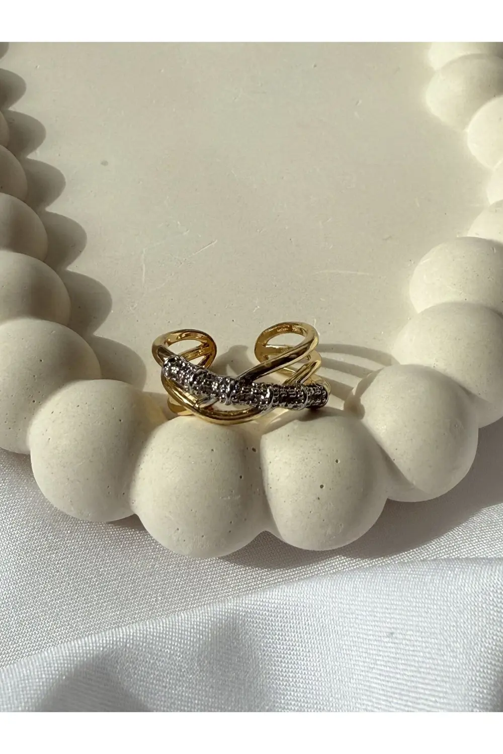 Atelier Emine Çapraz Tasarım Yüzük