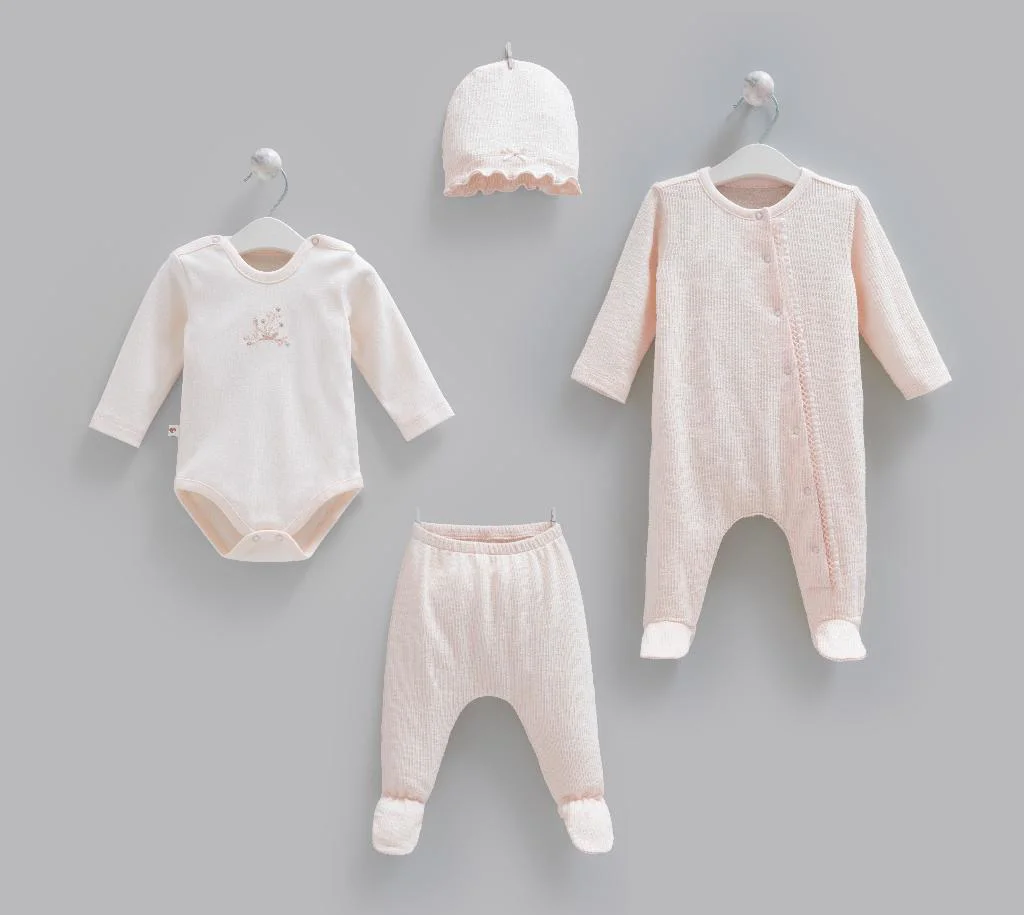 Caramell %100 Pamuk Fashion Girl Body ve Pantolon 4'lü set 50-62 cm 0-3 Ay Somon CRML.SMN.BPK2264